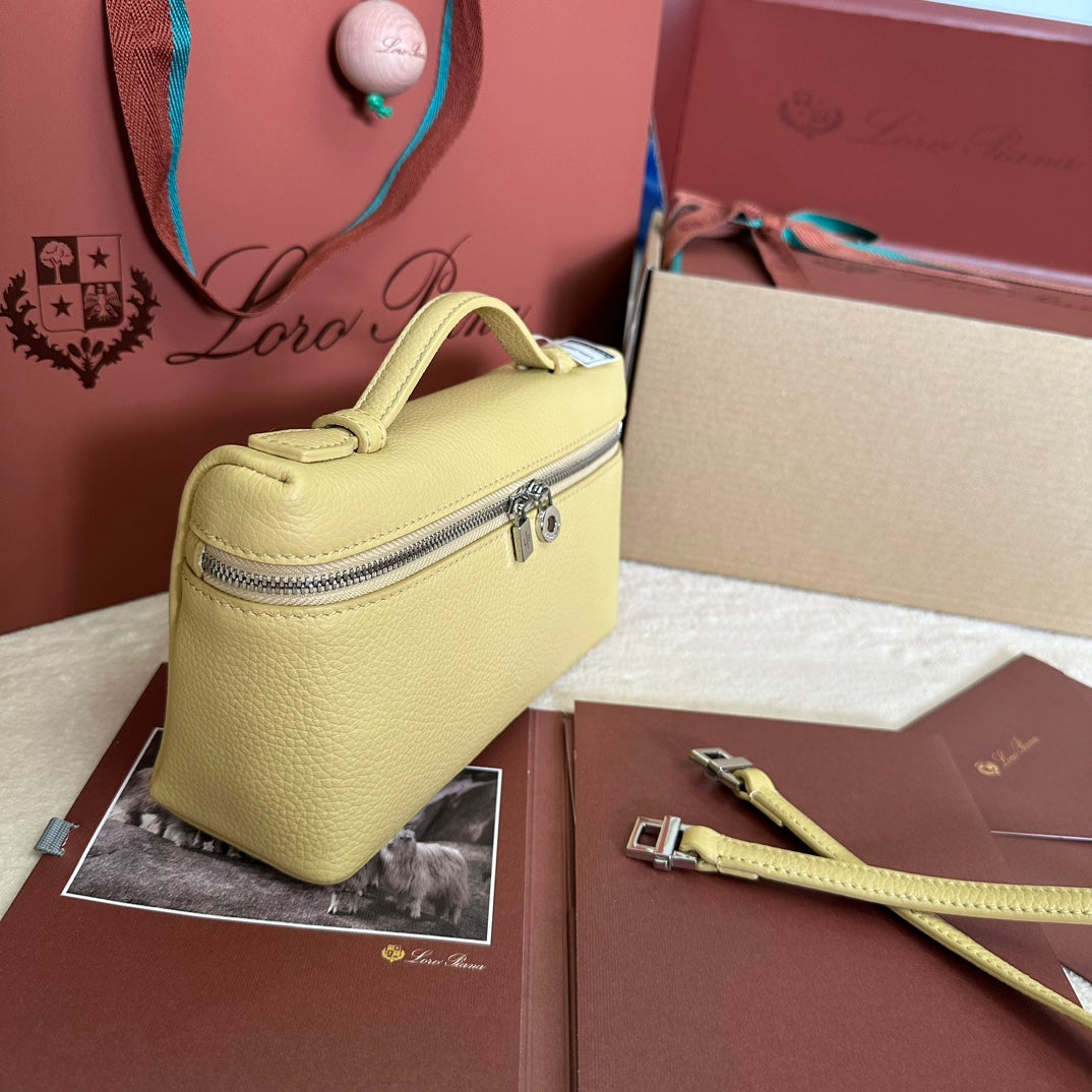 EXTRA POCKET L19 IN LIGHT YELLOW CALFSKIN WITH SILVER HARDWARE