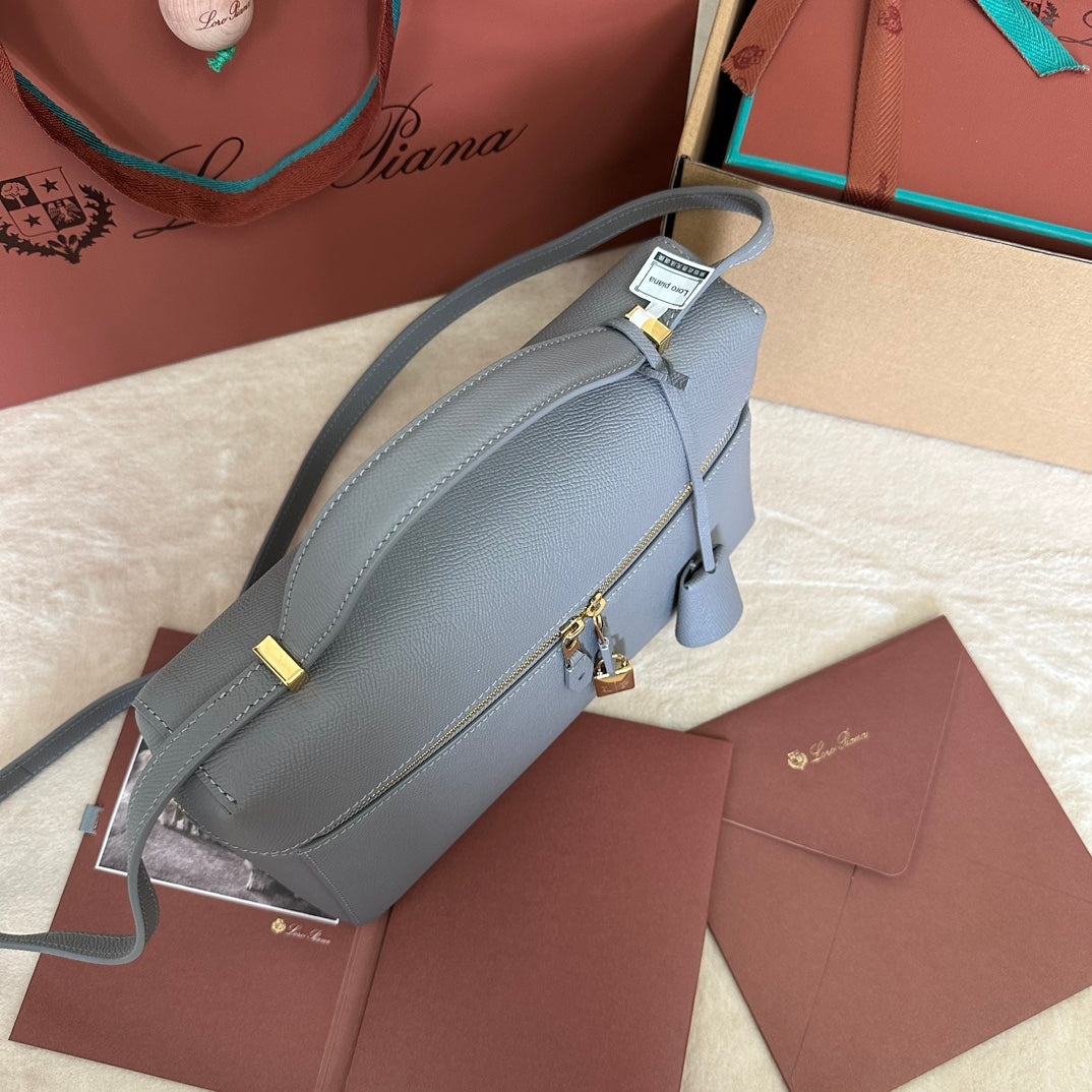 EXTRA BAG L27 IN COOL GRAY SMOOTH CALFSKIN WITH GOLD HARDWARE