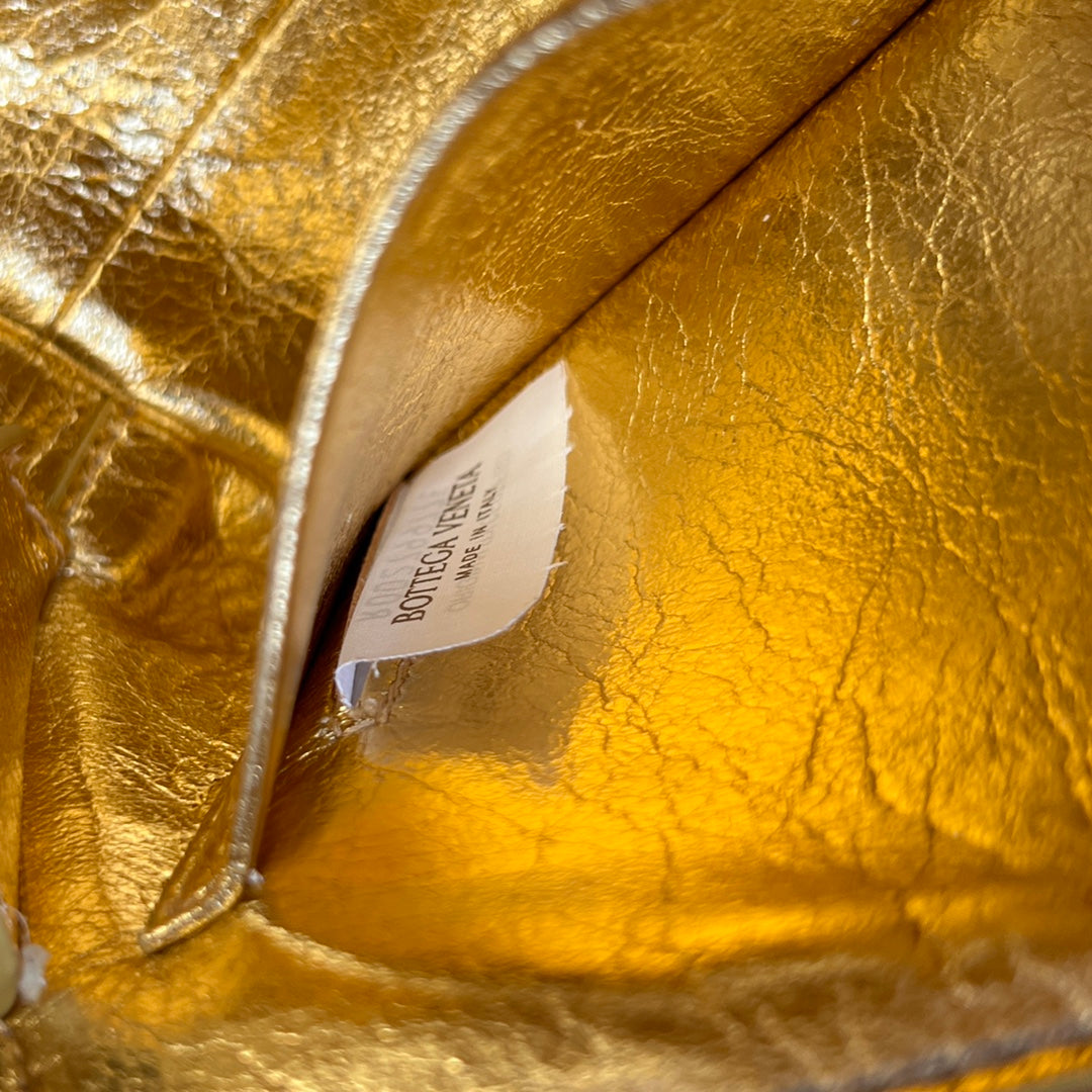 INTRECCIATO 16 BAG IN GOLDEN LAMBSKIN