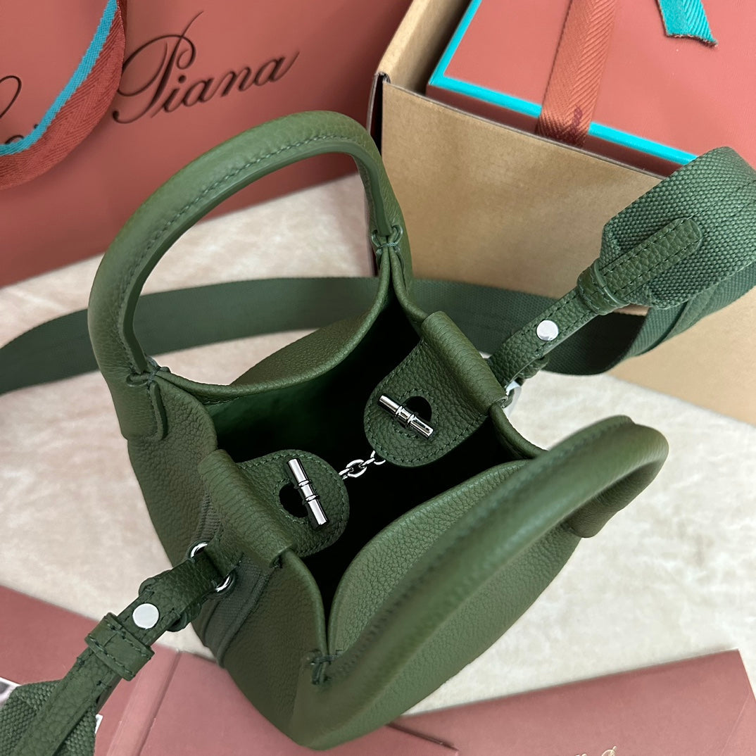 MICRO BALE BAG IN ARMY GREEN CALFSKIN