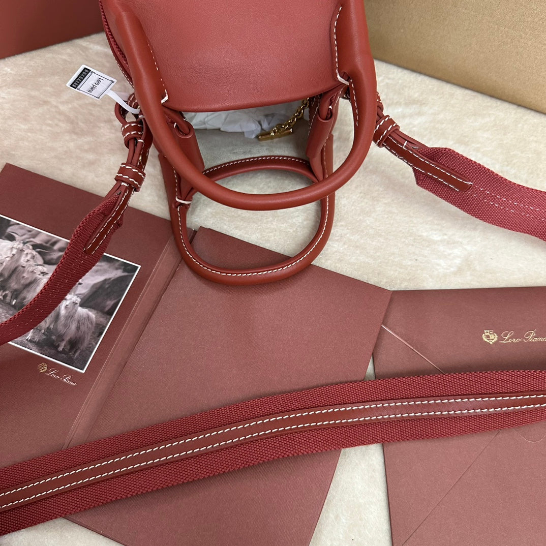 MICRO BALE BAG IN MARS RED CALFSKIN