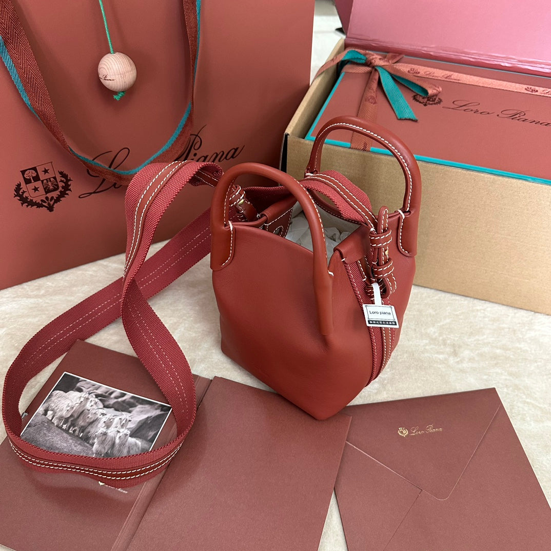 MICRO BALE BAG IN MARS RED CALFSKIN