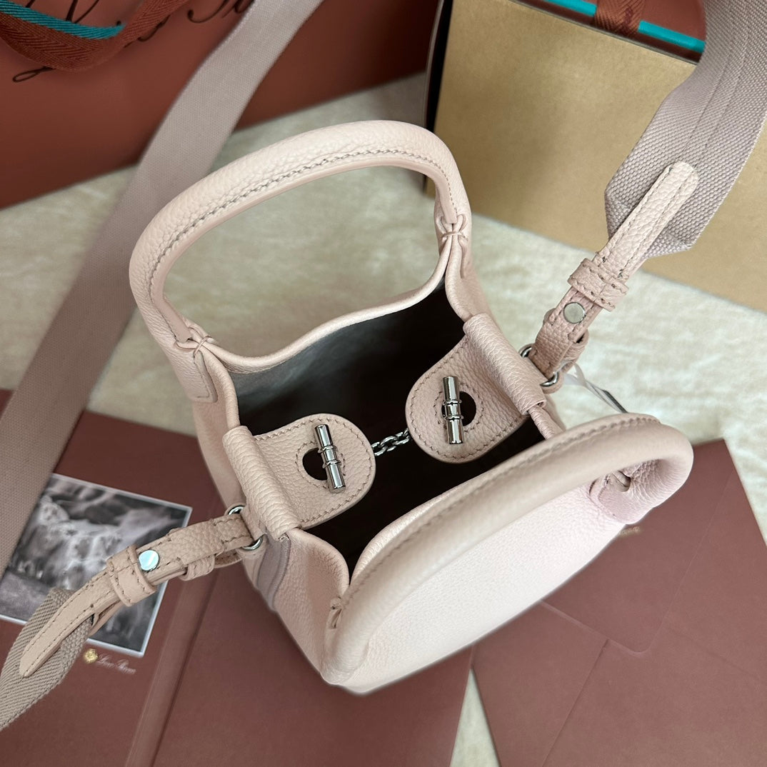 MICRO BALE BAG IN PALE PINK CALFSKIN