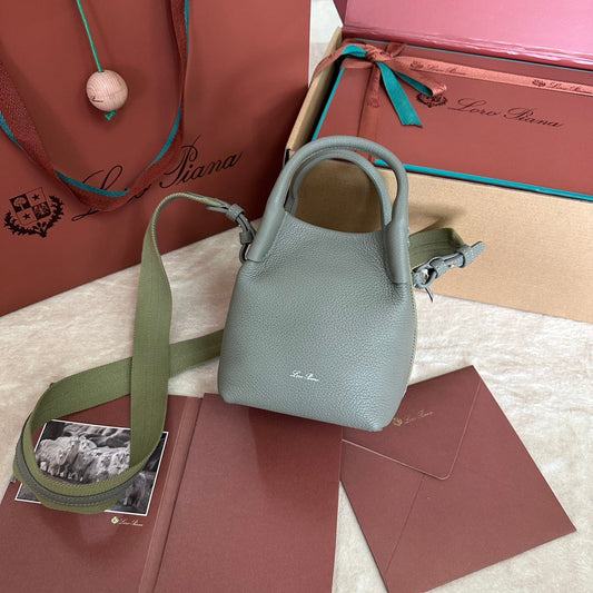 MICRO BALE BAG IN BASIL GREEN CALFSKIN