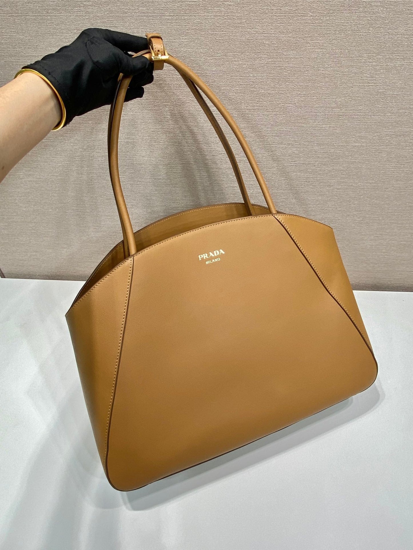 ELEGANT TOTE BAG 40 IN CIDER BROWN SMOOTH CALFSKIN