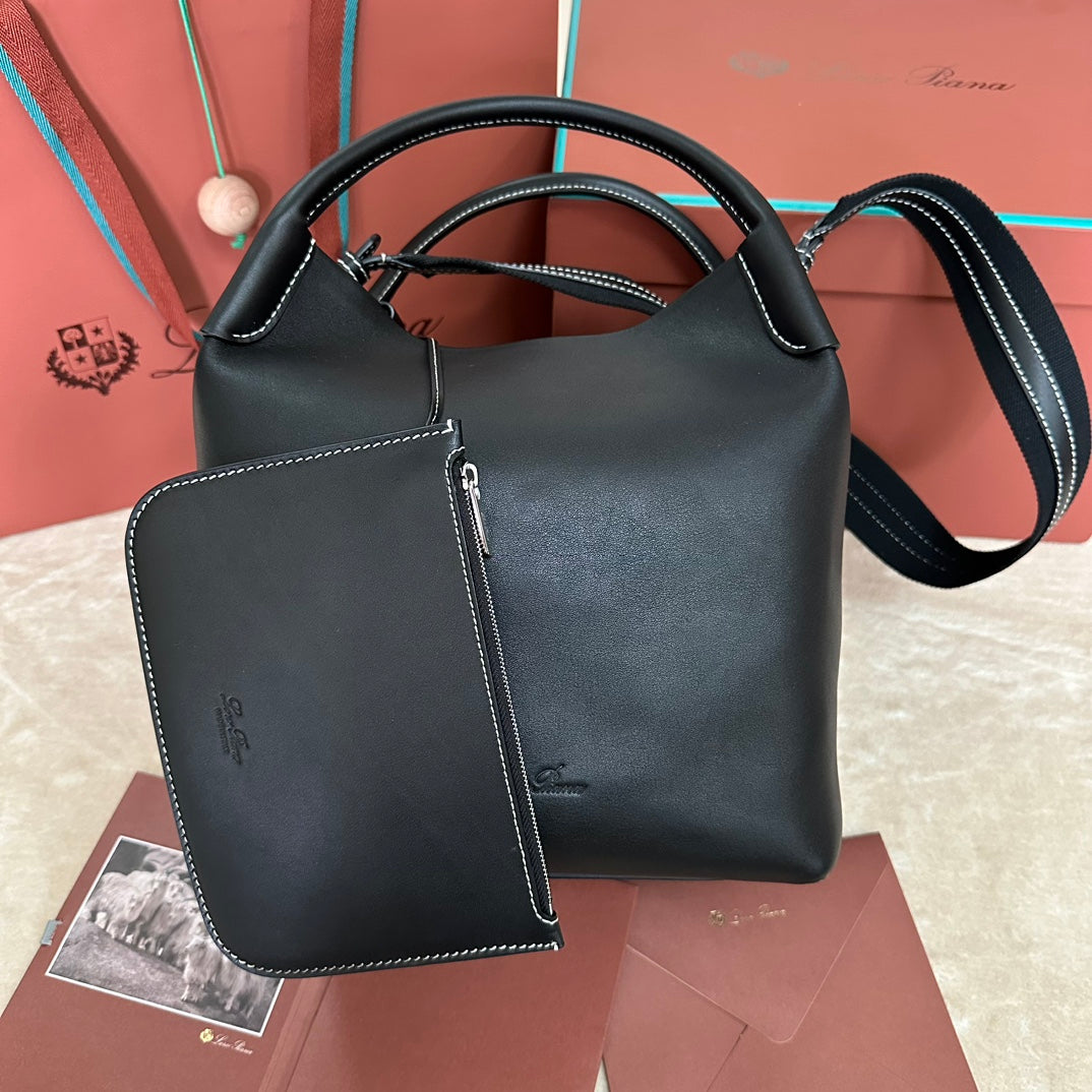 LARGE 36 BALE BAG IN BLACK SMOOTH CALFSKIN