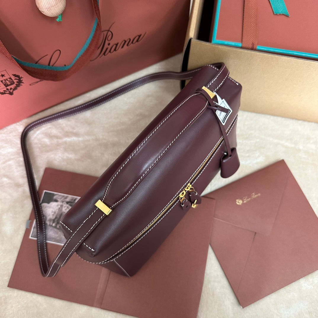 EXTRA BAG L27 IN WINE PURPLE SMOOTH CALFSKIN WITH GOLD HARDWARE