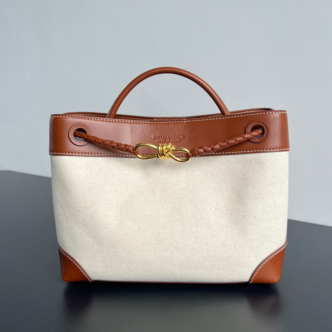 MEDIUM ANDIAMO 32 IN WHITE BROWN CALFSKIN AND CANVAS