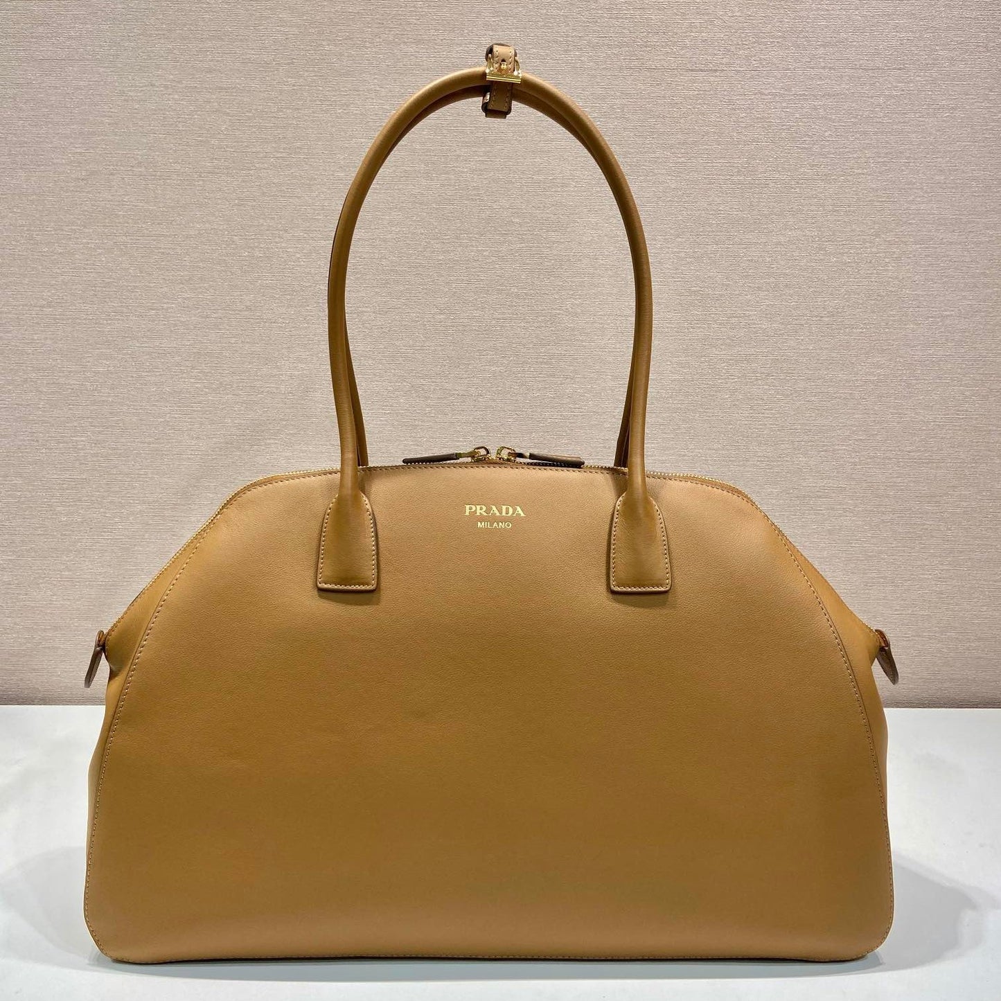 LARGER TOTE BAG 48 WITH ZIPPER CLOSURE IN CIDER BROWN SMOOTH CALFSKIN