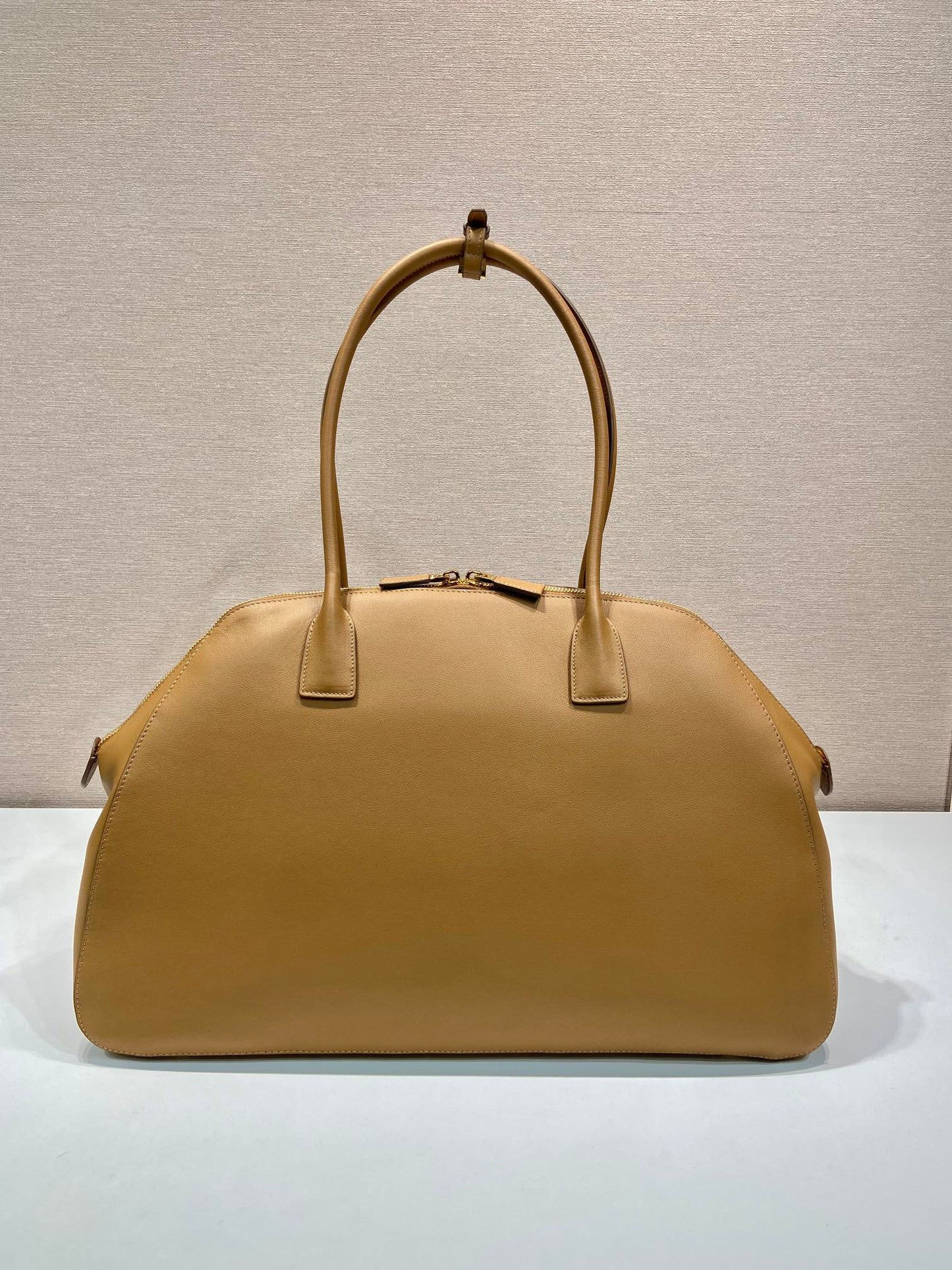 LARGER TOTE BAG 48 WITH ZIPPER CLOSURE IN CIDER BROWN SMOOTH CALFSKIN