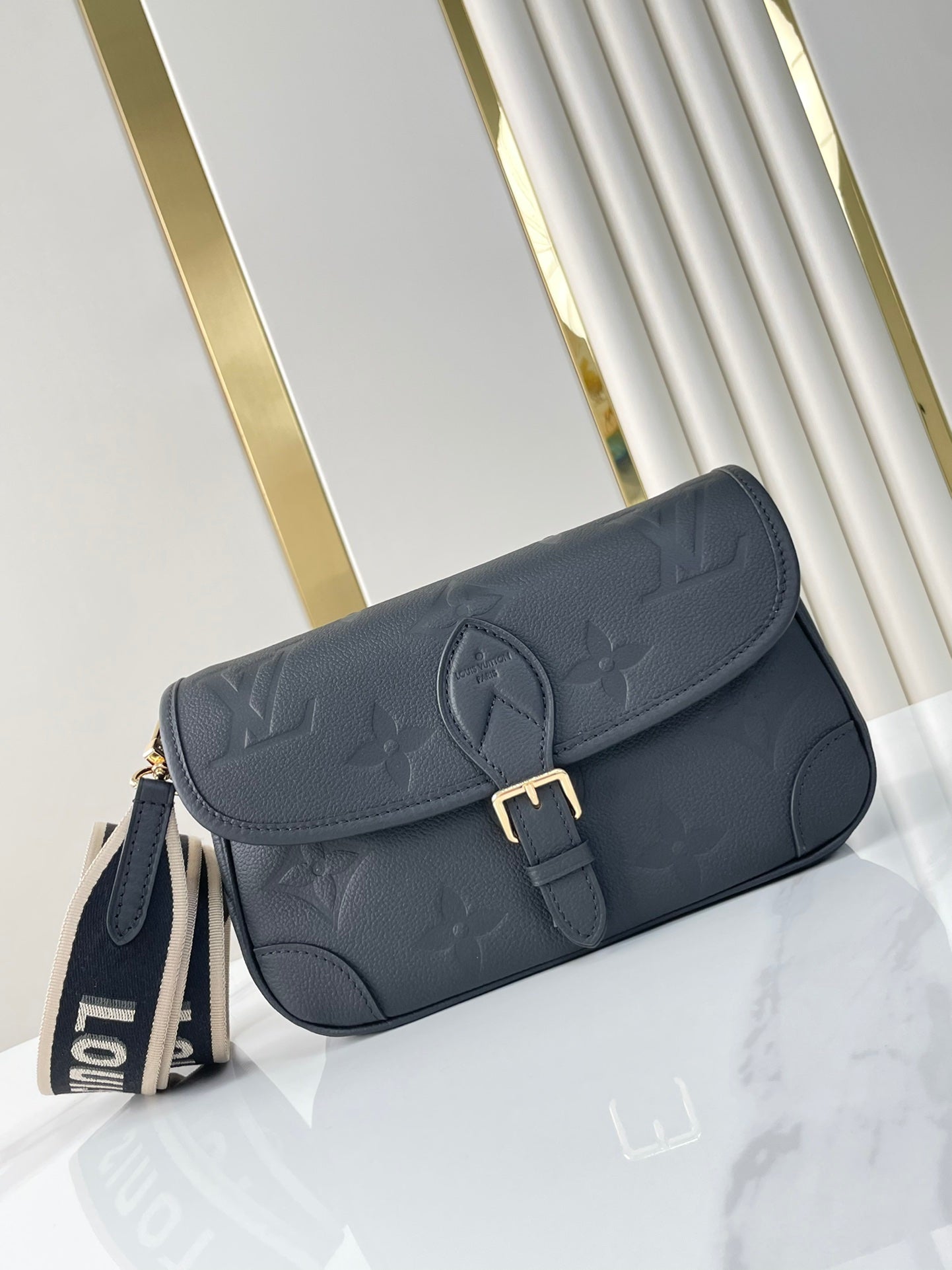 DIANE 23 IN BLACK MONOGRAM EMPREINTE LEATHER