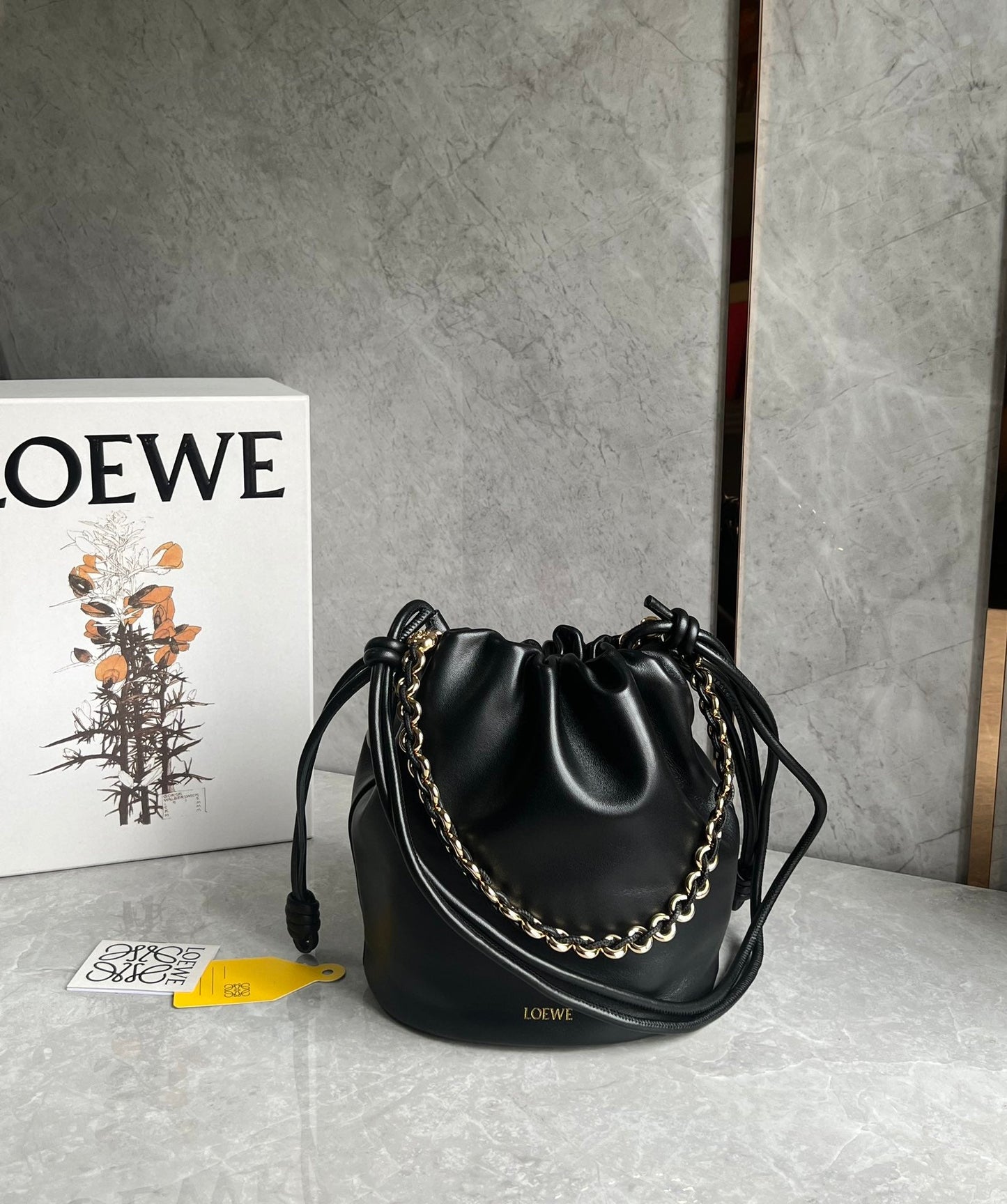 LOE 32 FLAMENCO PURSE BUCKET IN BLACK MELLOW NAPPA LAMBSKIN