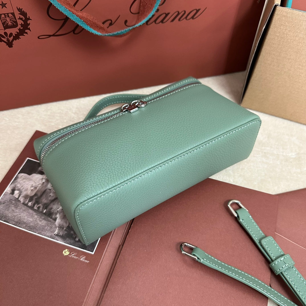 EXTRA POCKET L19 IN TEAL GREEN CALFSKIN WITH SILVER HARDWARE