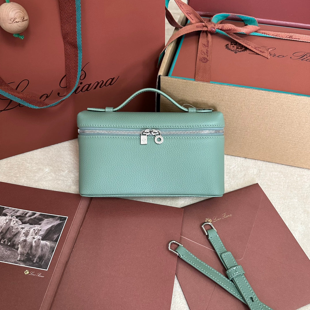 EXTRA POCKET L19 IN TEAL GREEN CALFSKIN WITH SILVER HARDWARE