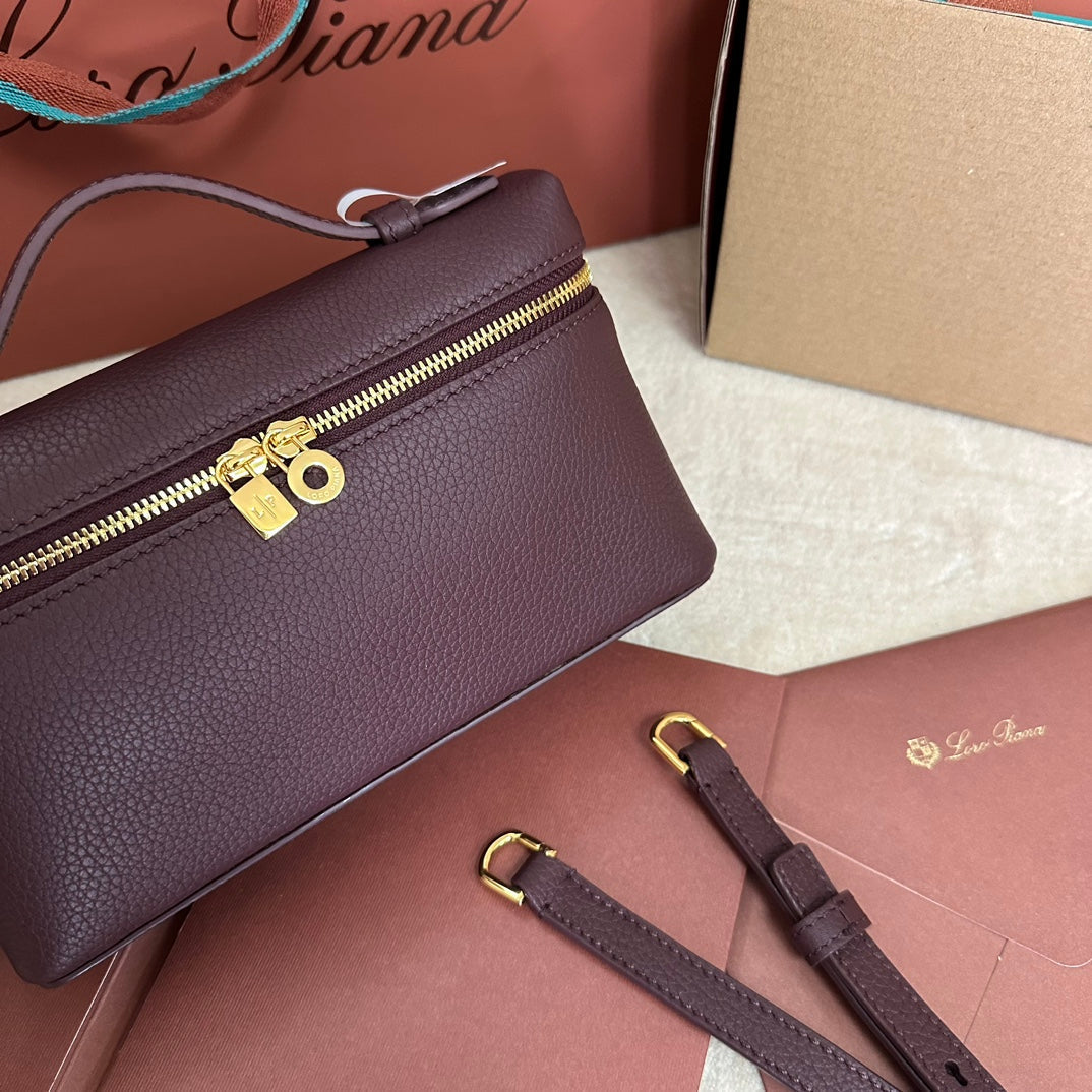 EXTRA POCKET L19 IN WINE PURPLE CALFSKIN WITH GOLD HARDWARE