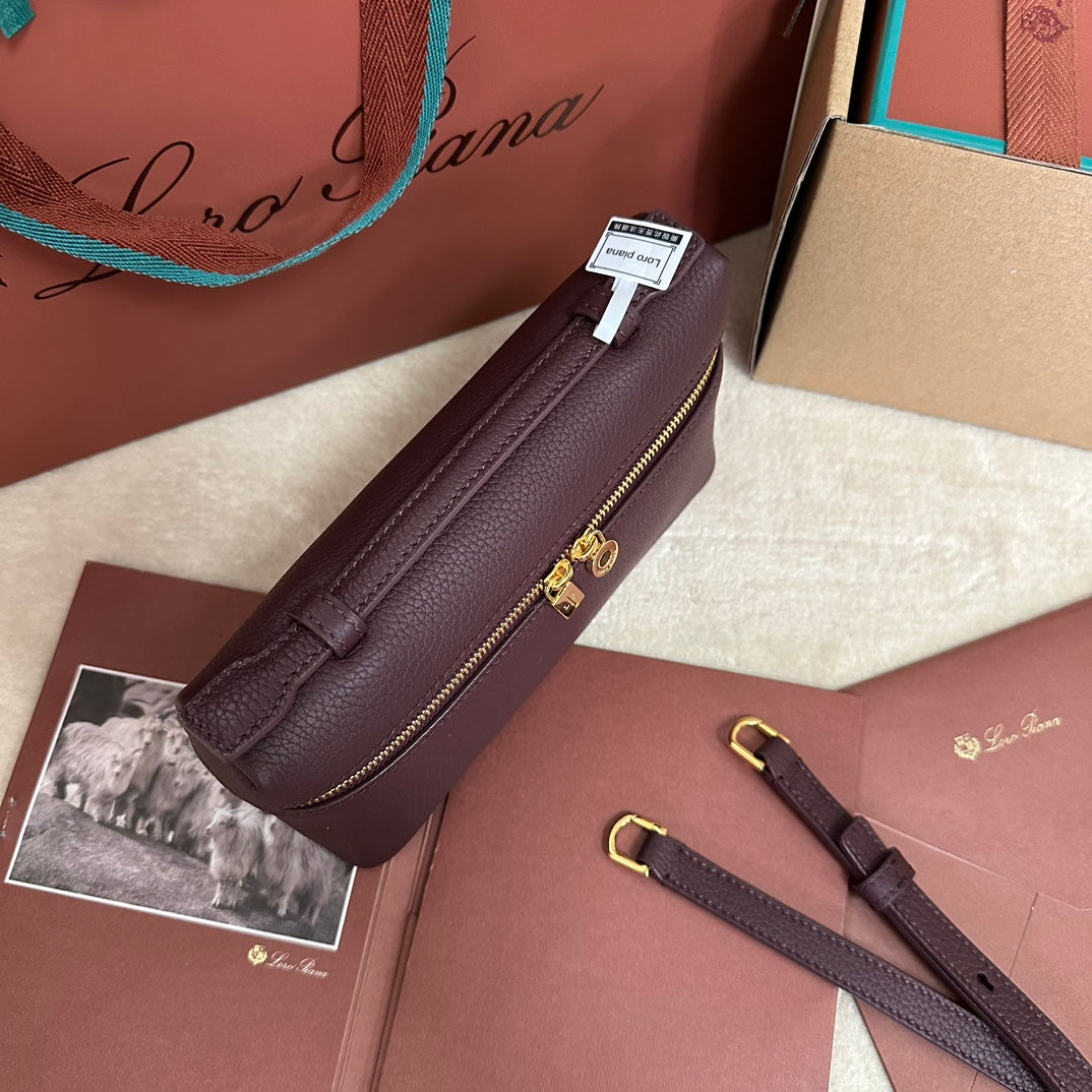 EXTRA POCKET L19 IN WINE PURPLE CALFSKIN WITH GOLD HARDWARE