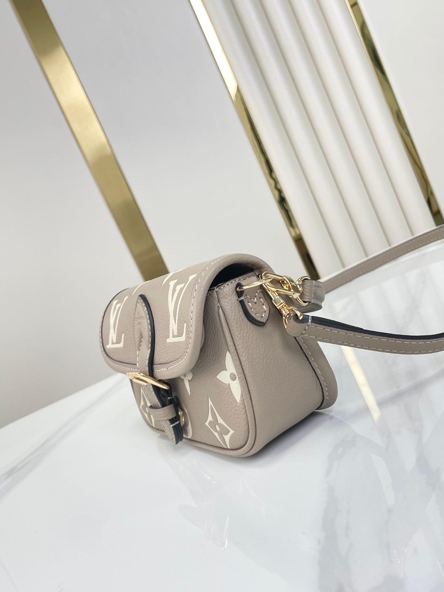 NANO DIANE 19 IN TOURTERELLE WHITE MONOGRAM EMPREINTE LEATHER