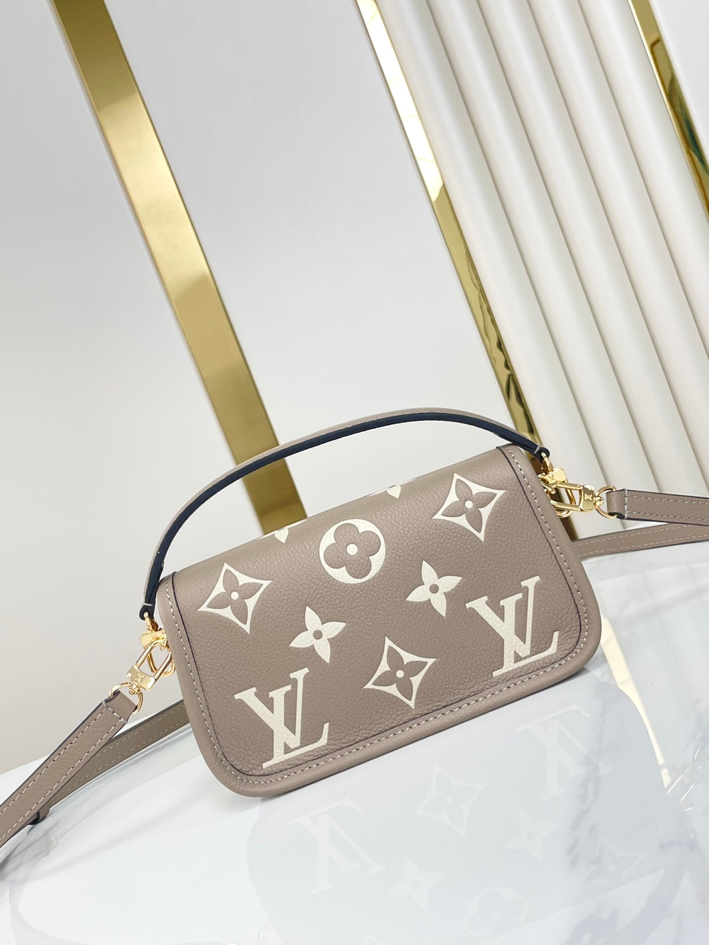 NANO DIANE 19 IN TOURTERELLE WHITE MONOGRAM EMPREINTE LEATHER