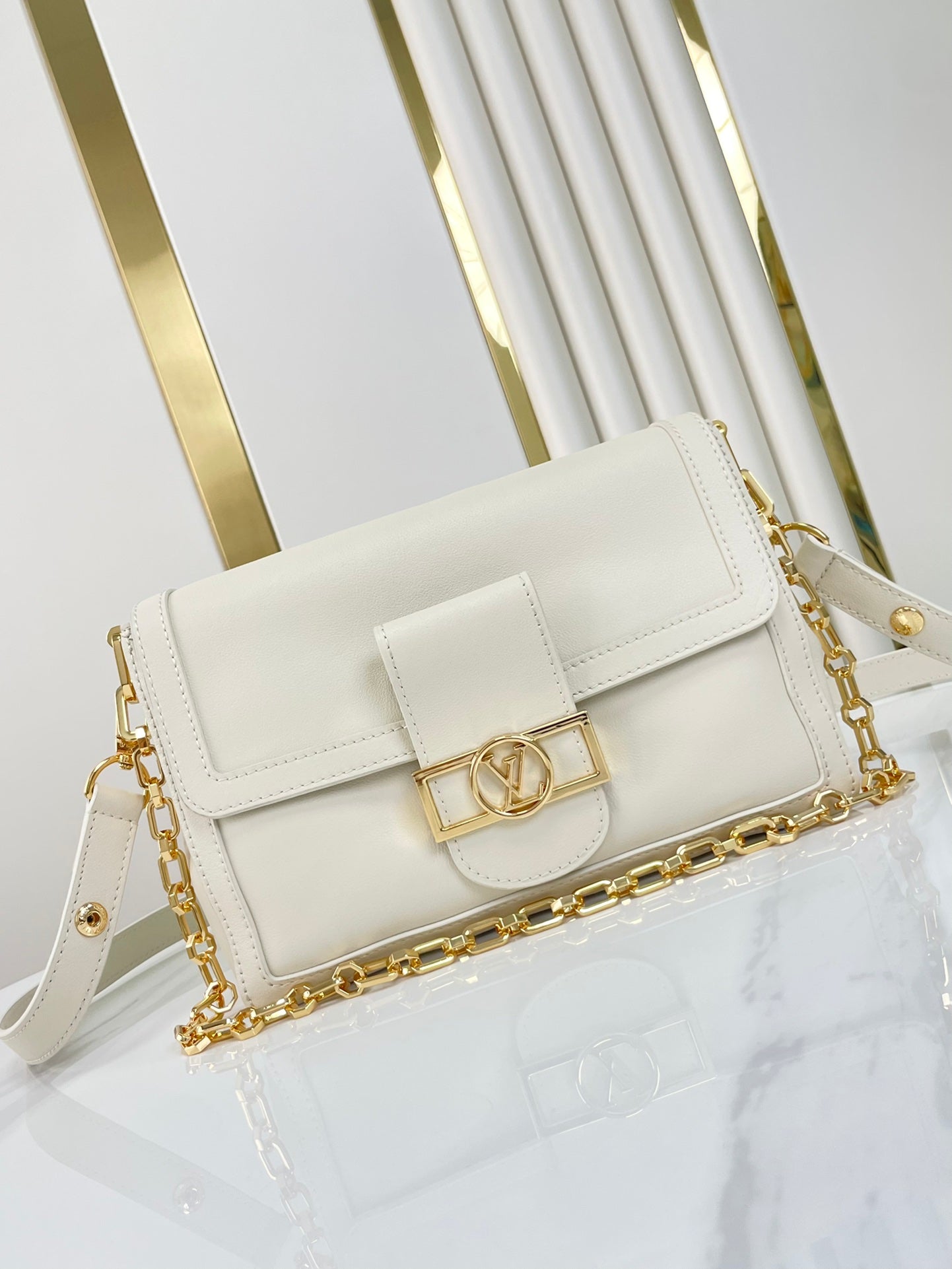 DAUPHINE SOFT MM 24 IN WHITE SMOOTH LAMBSKIN GOLD HARDWARE