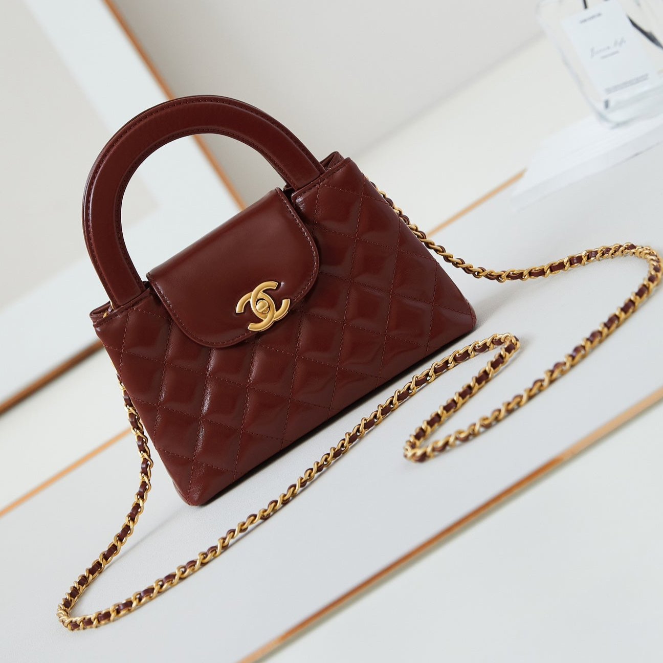 CC KELLY MINI 19 SHOPPING BAG IN WINE RED CALFSKIN