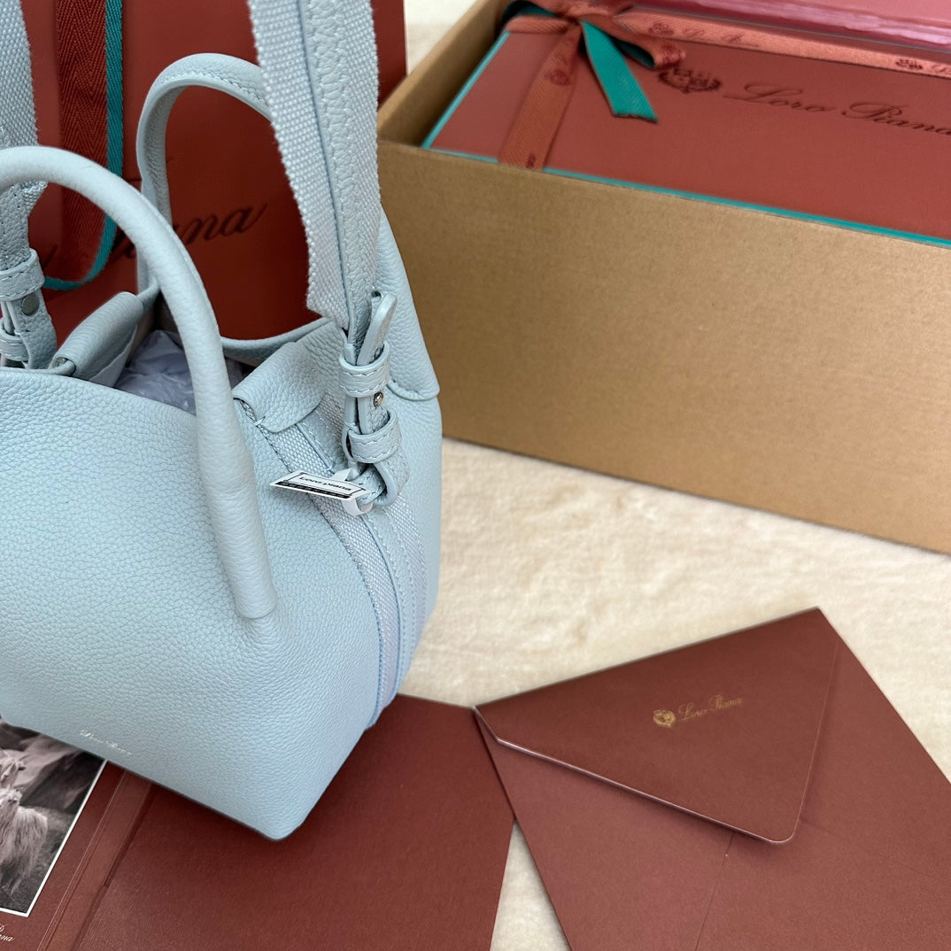 MICRO BALE BAG IN LIGHT BLUE CALFSKIN