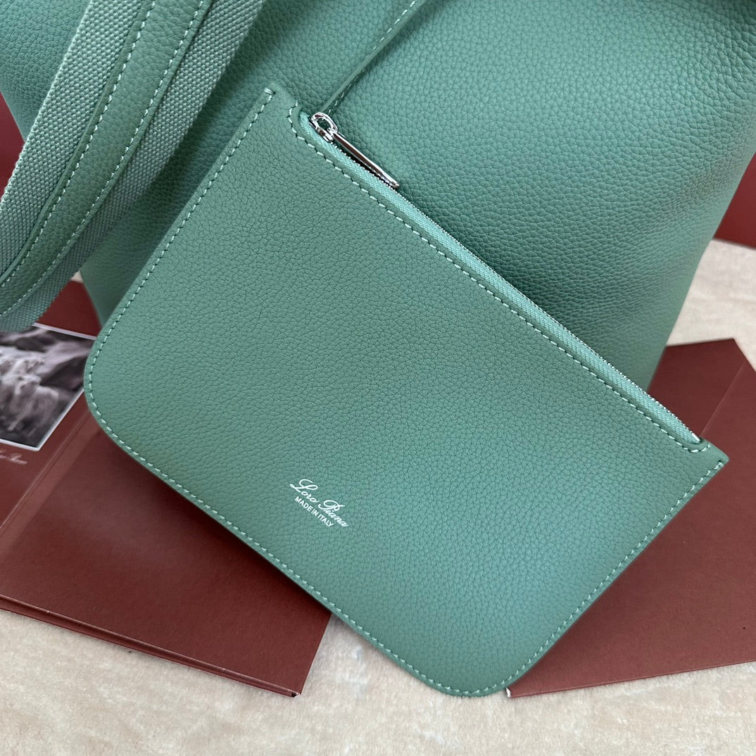 MEDIUM 36 BAG IN PERSIAN GREEN CALFSKIN WITH SILVER HARDWARE