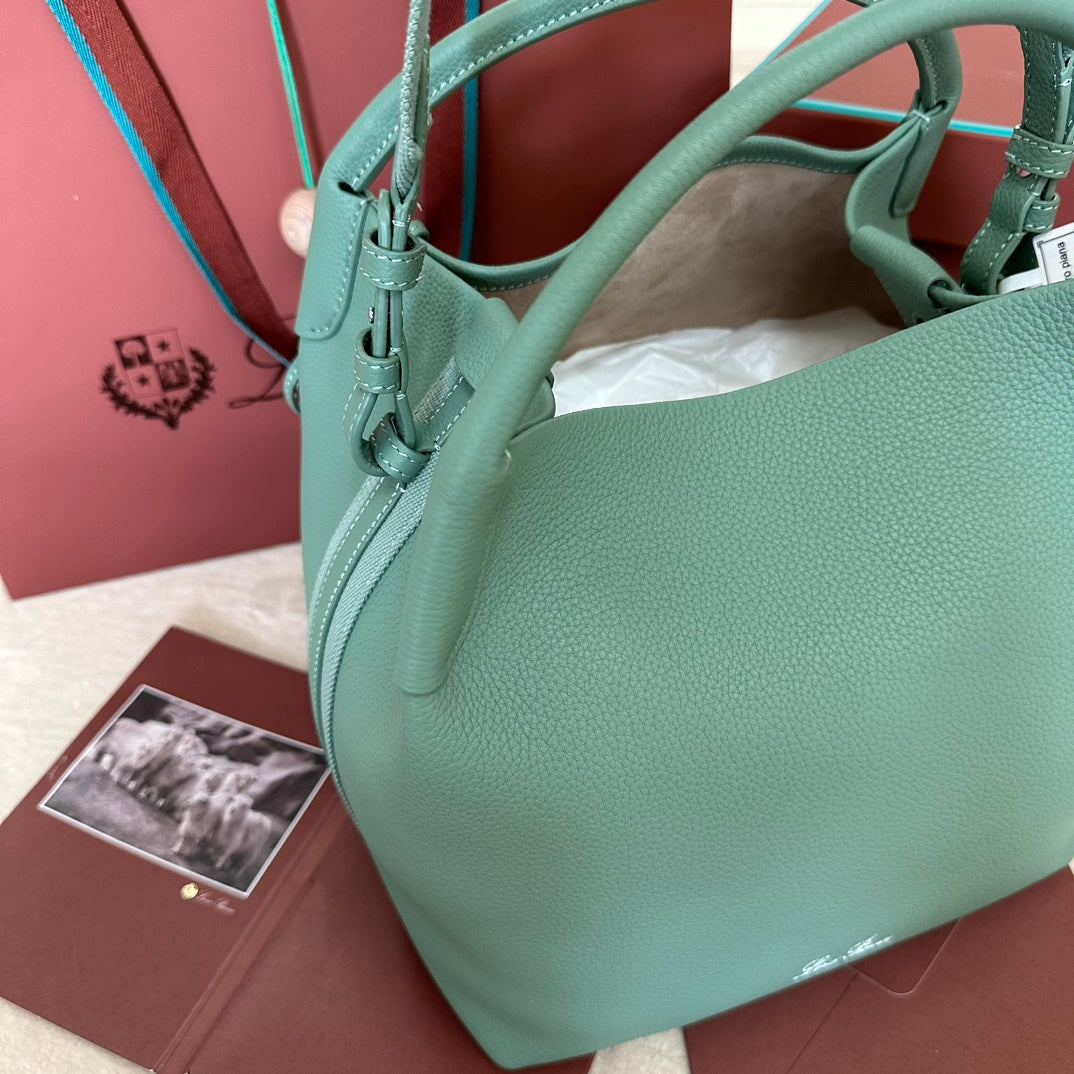 MEDIUM 36 BAG IN PERSIAN GREEN CALFSKIN WITH SILVER HARDWARE