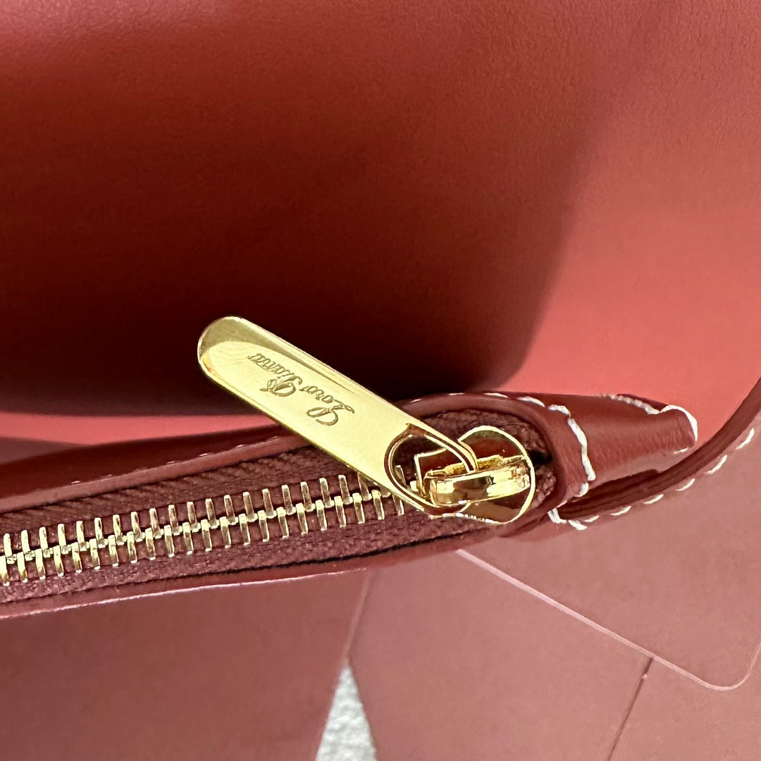 MEDIUM 36 BAG IN VERMILION RED CALFSKIN WITH GOLD HARDWARE