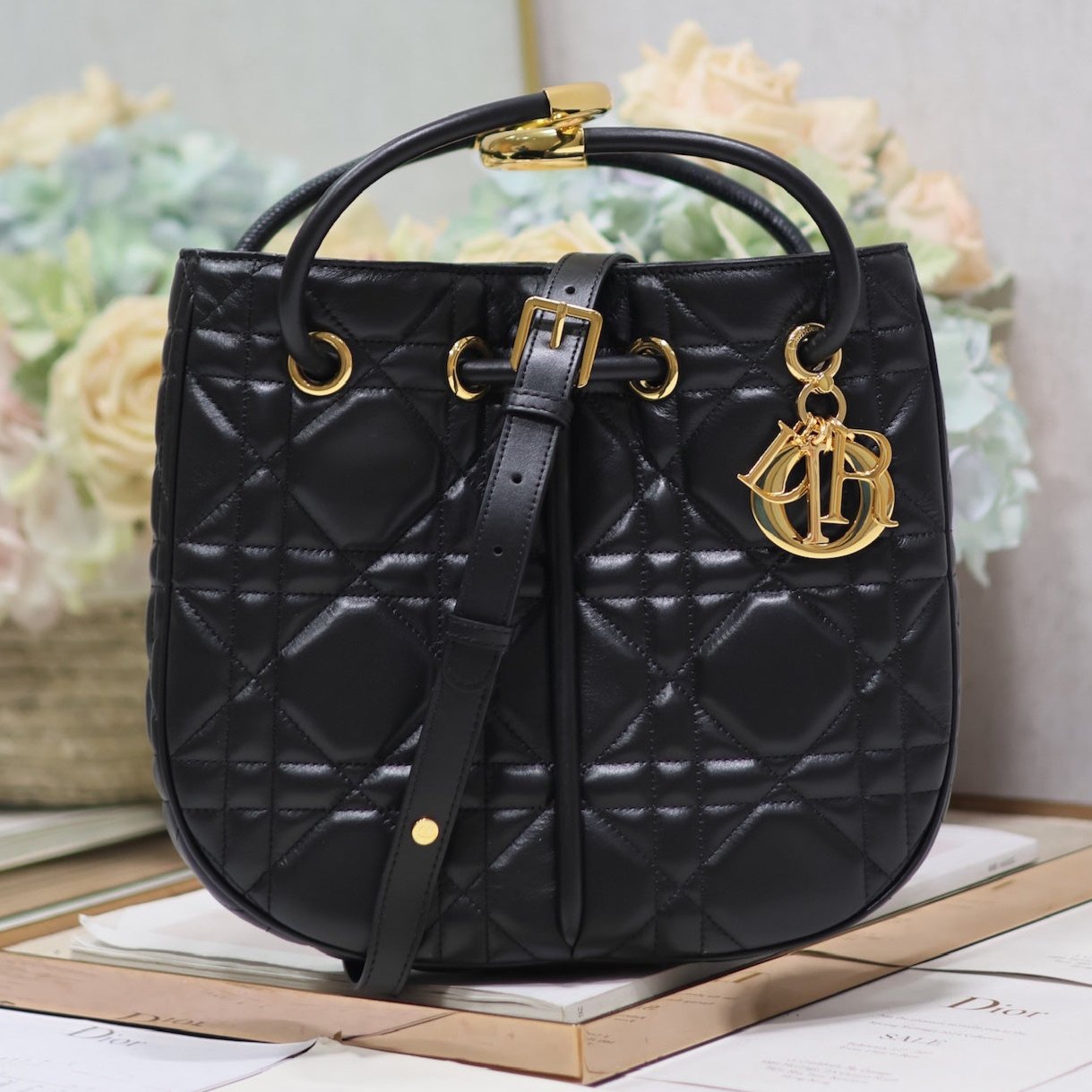 MINI 27 NOLITA BAG IN BLACK MACROCANNAGE CALFSKIN