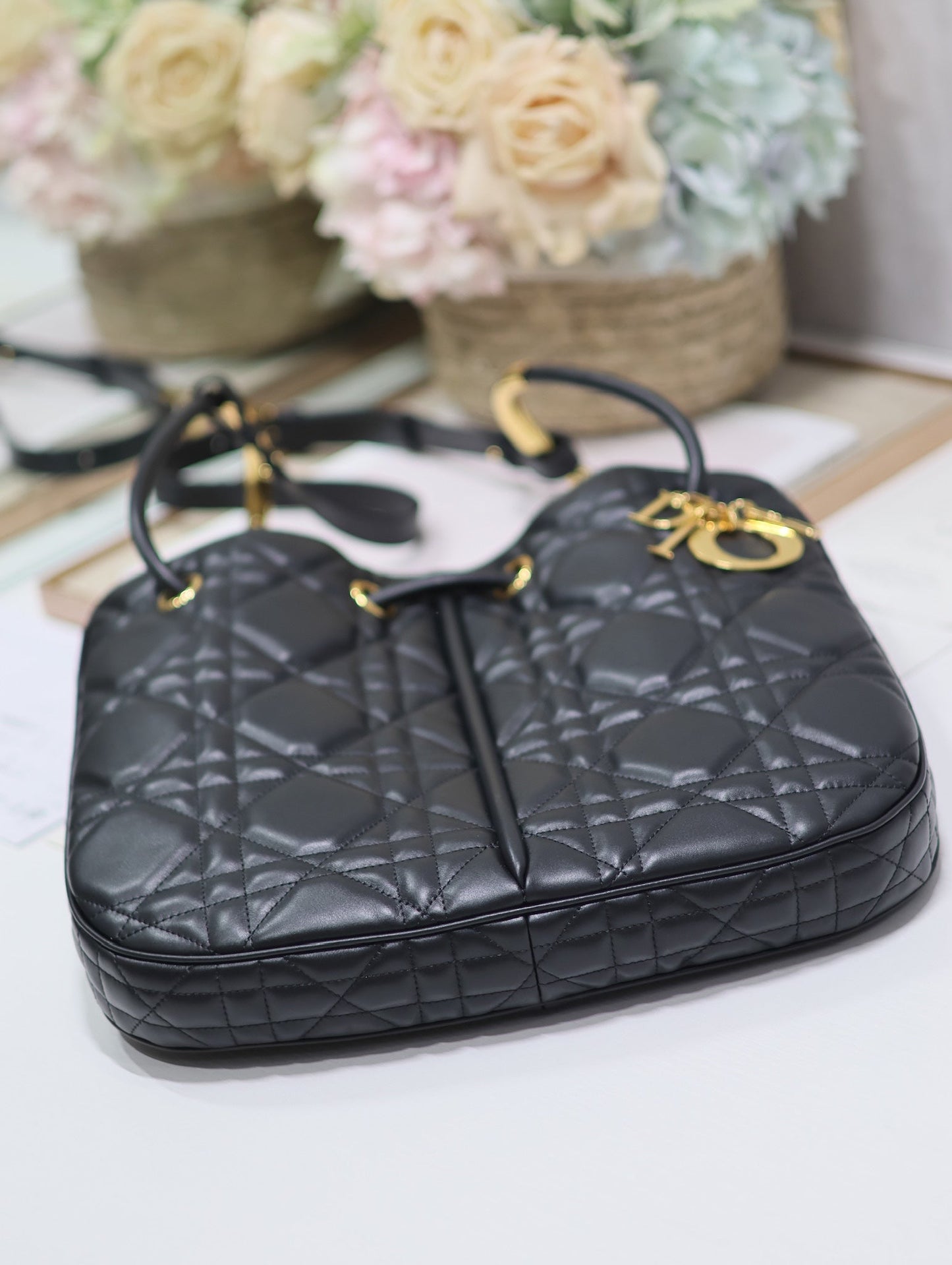 MEDIUM 34 NOLITA BAG IN BLACK MACROCANNAGE CALFSKIN