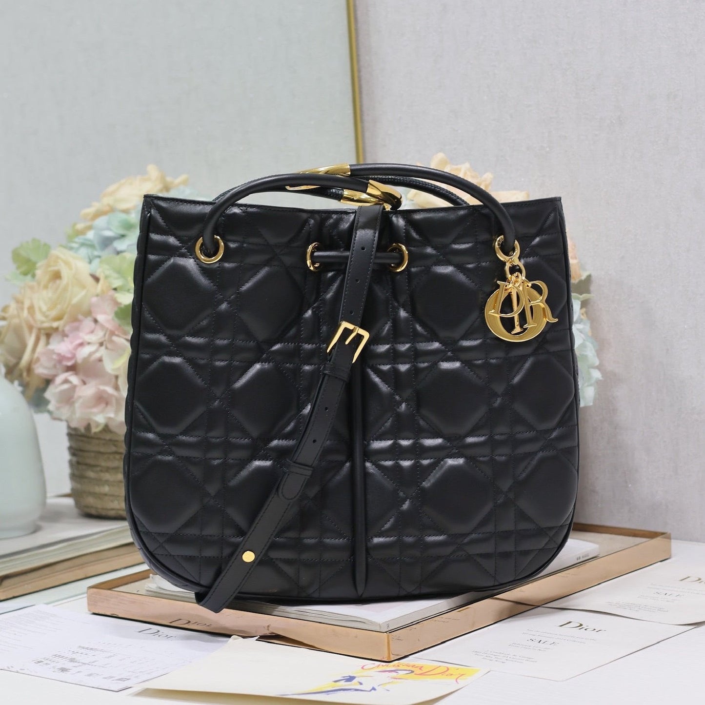 MEDIUM 34 NOLITA BAG IN BLACK MACROCANNAGE CALFSKIN