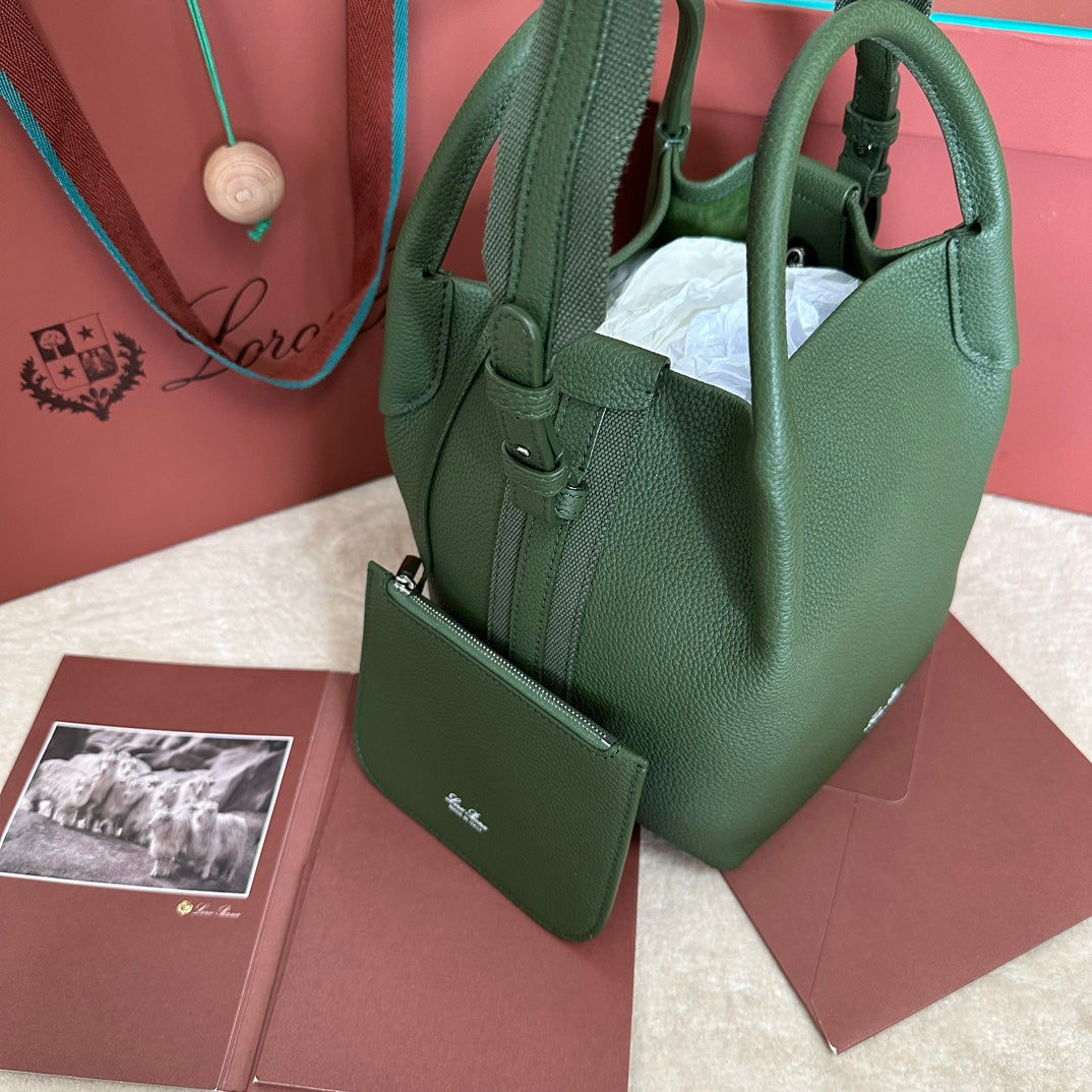 SMALL 21 BALE BAG IN BASIL GREEN GRAINED CALFSKIN WITH SILVER HARDWARE