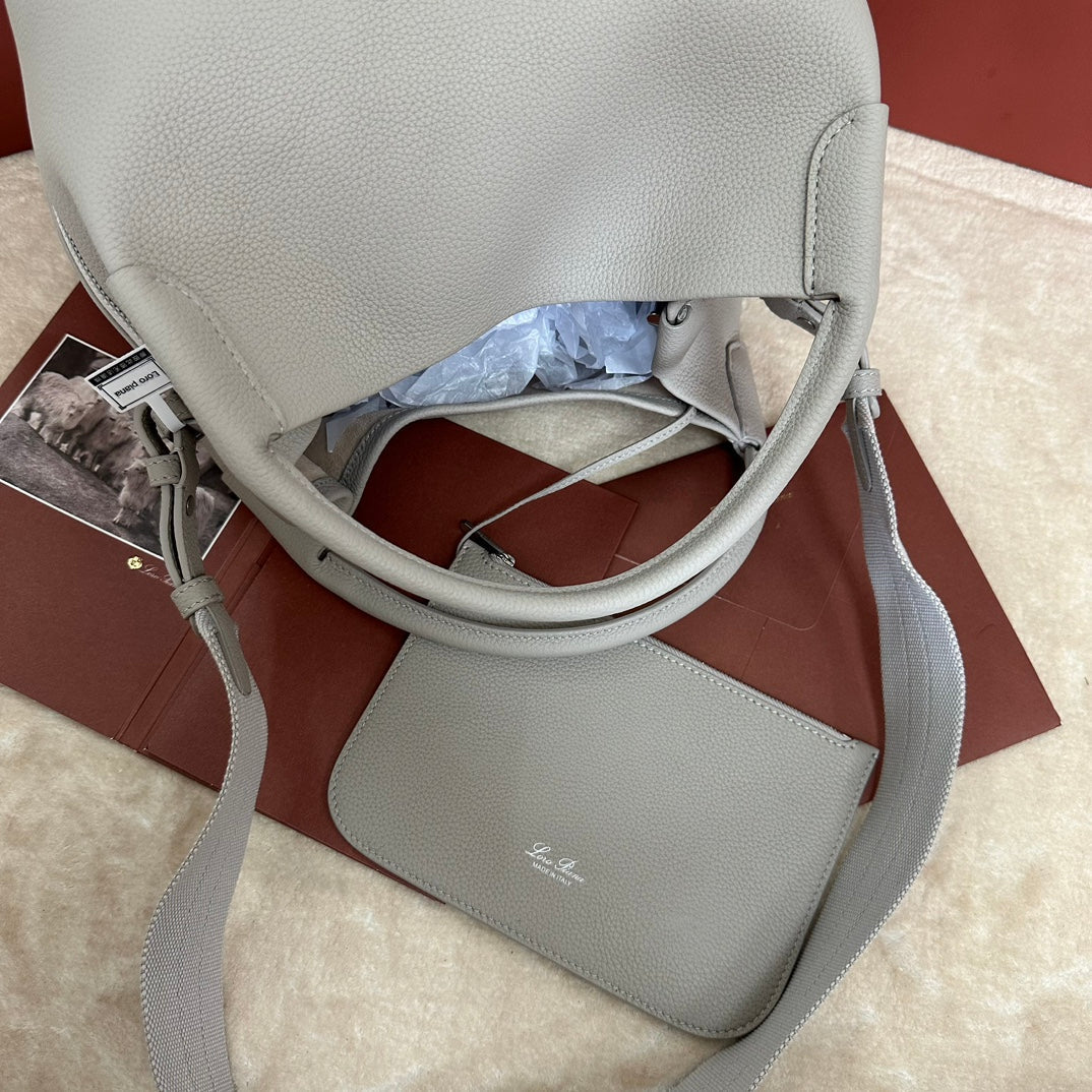 MEDIUM 36 BAG IN PALE GRAY CALFSKIN WITH SILVER HARDWARE