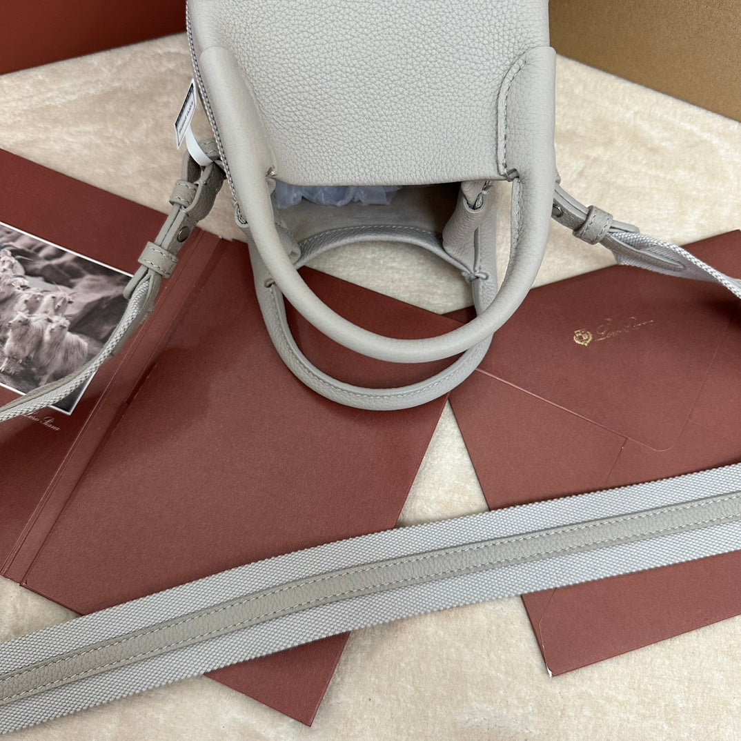 MICRO BALE BAG IN PALE GRAY CALFSKIN