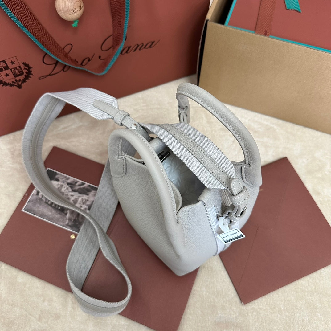 MICRO BALE BAG IN PALE GRAY CALFSKIN