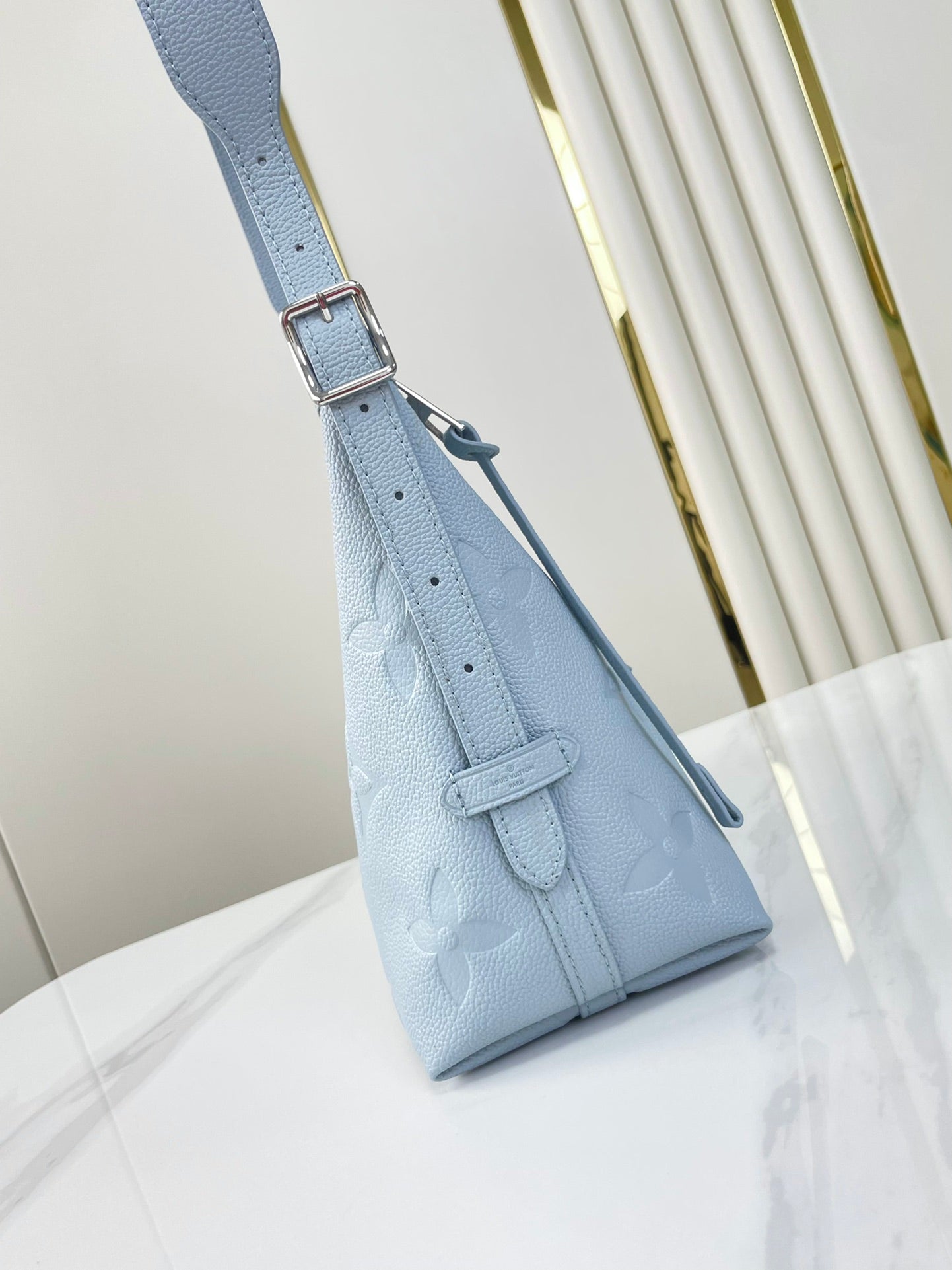 CARRYALL PM 29 IN BEAU BLUE MONOGRAM EMPREINTE LEATHER