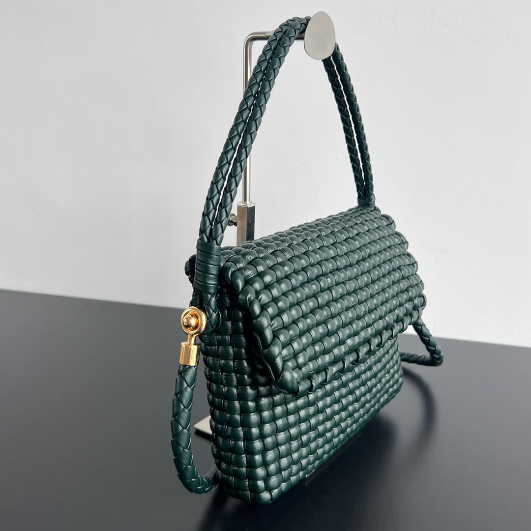 SWING MESSENGER 25 IN DARK GREEN LAMBSKIN GOLD HARDWARE