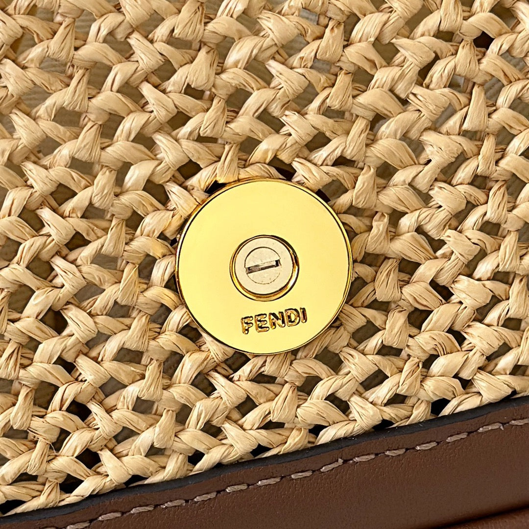 FENDI BAGUETTE 20 BAG IN BEIGE RAFFIA AND BROWN CALFSKIN WITH GOLD HARDWARE