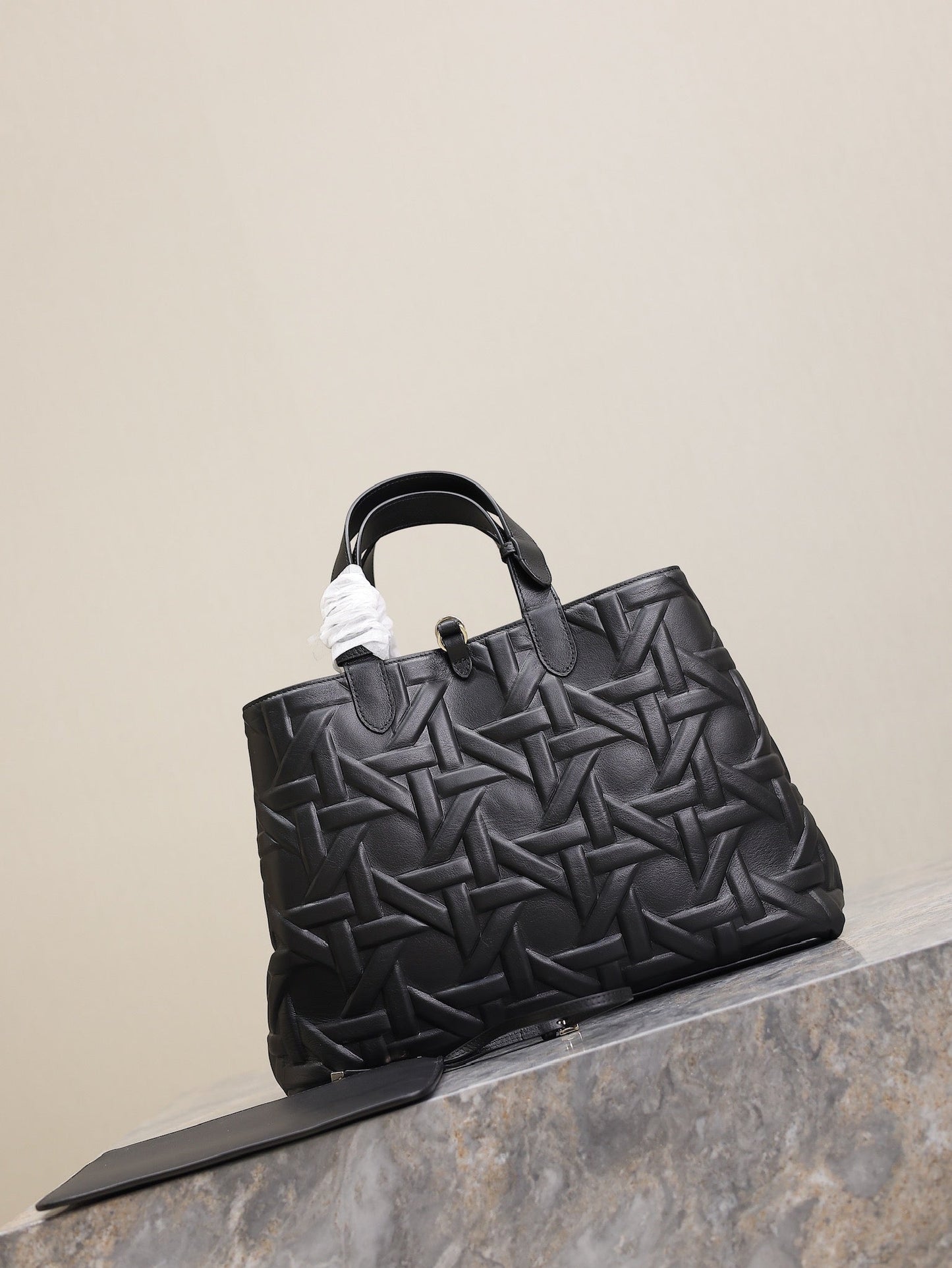 MEDIUM 37 TOUJOURS BAG IN BLACK CANNAGE GRAPHIC LAMBSKIN