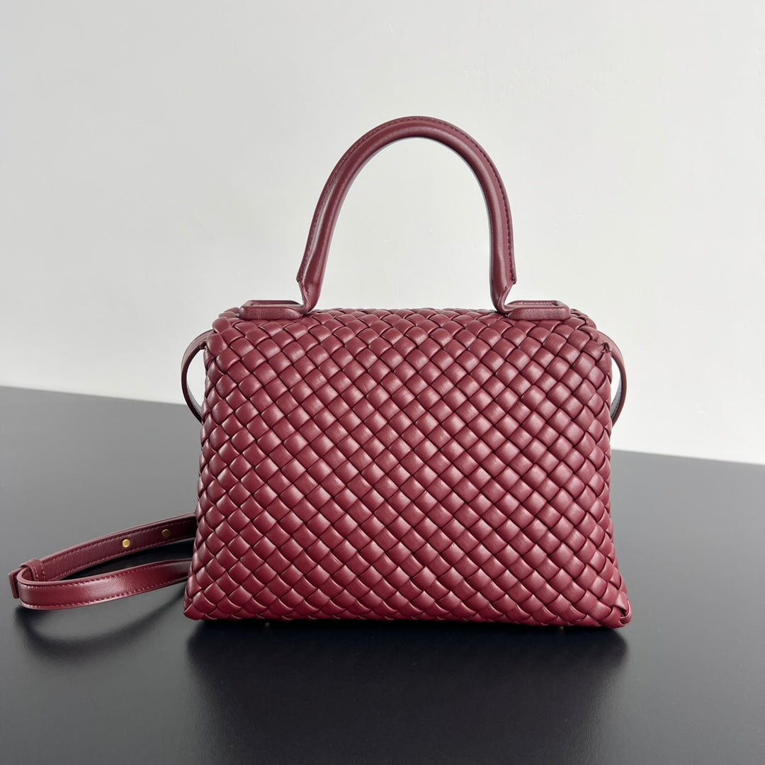 PATTI SHOULDER BAG 26 IN BURGUNDY RED LAMBSKIN