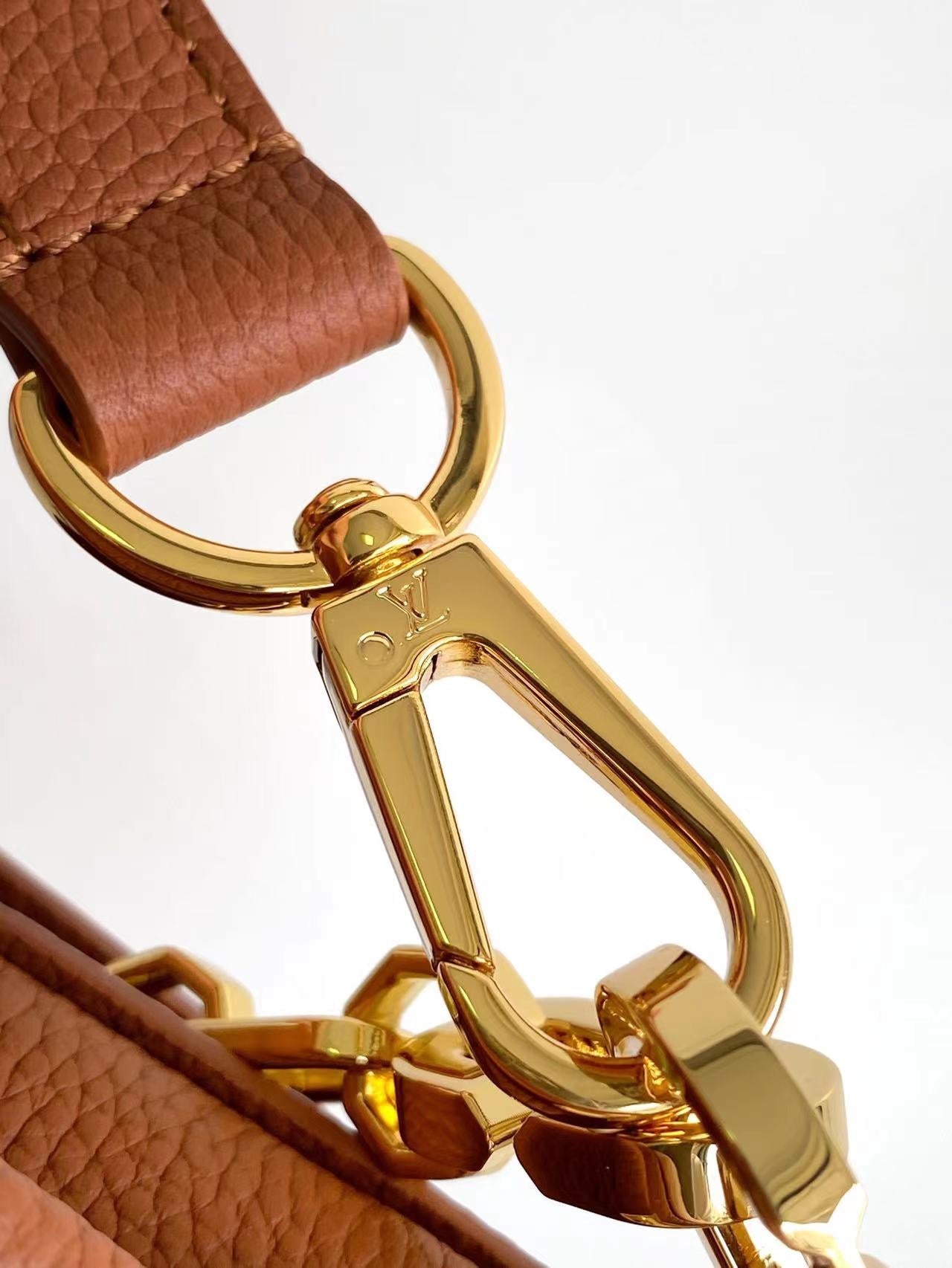 DAUPHINE SOFT MM 24 IN COGNAC CALFSKIN GOLD HARDWARE