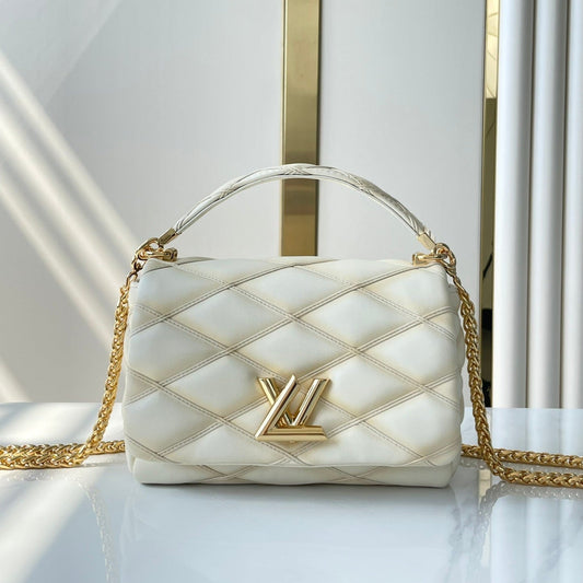 GO-14 PM 20 IN CREAM QUILTED LAMBSKIN GOLD HARDWARE