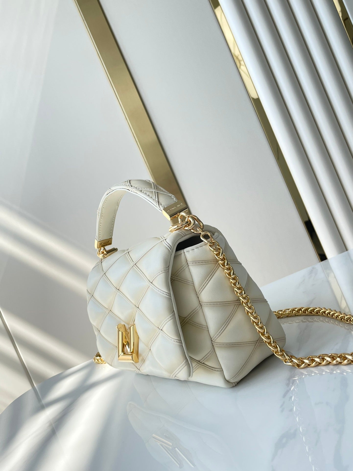 GO-14 PM 20 IN CREAM QUILTED LAMBSKIN GOLD HARDWARE