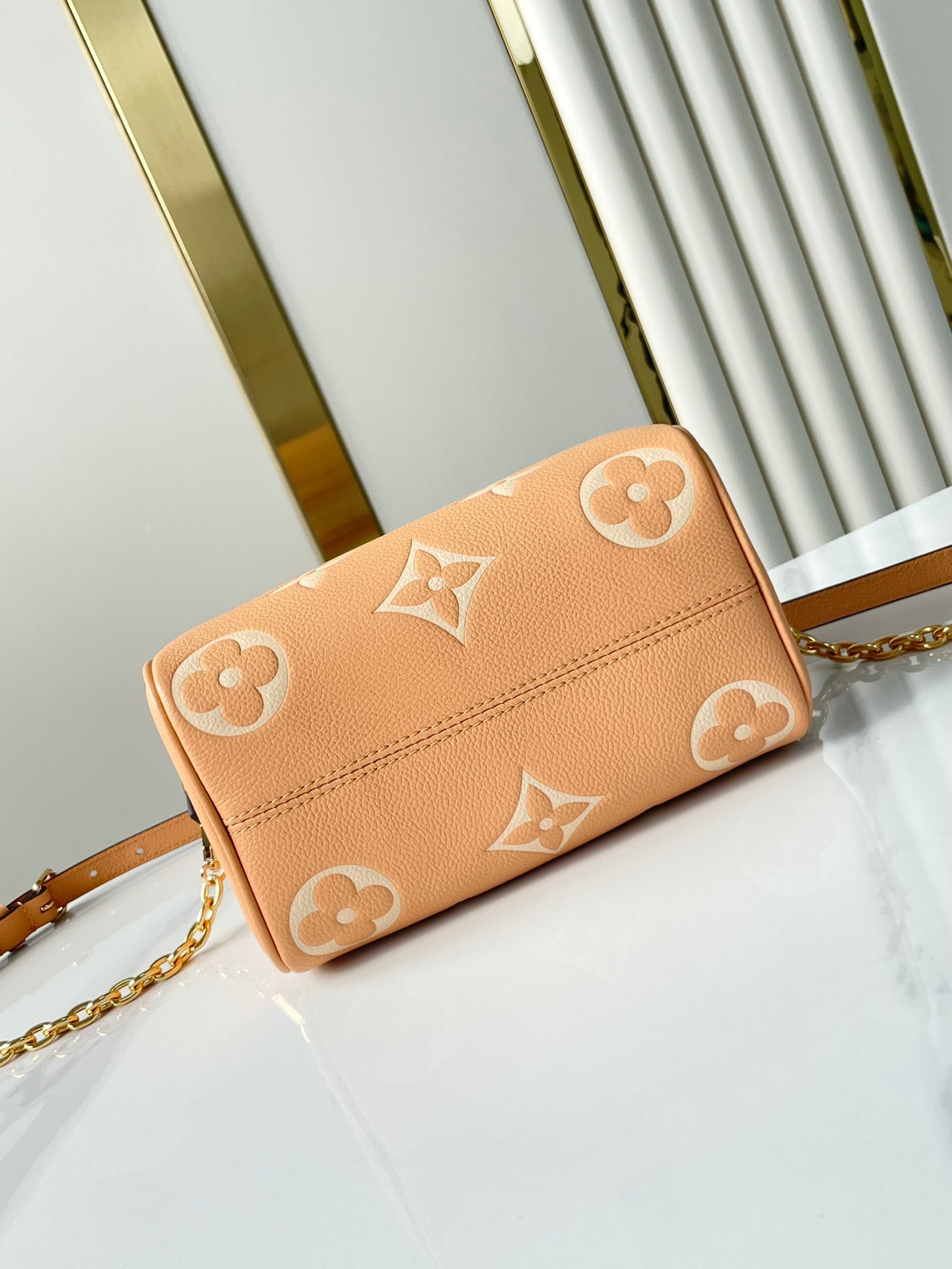 SPEEDY BANDOULIÈRE 20 IN ARIZONA CREAM MONOGRAM EMPREINTE LEATHER