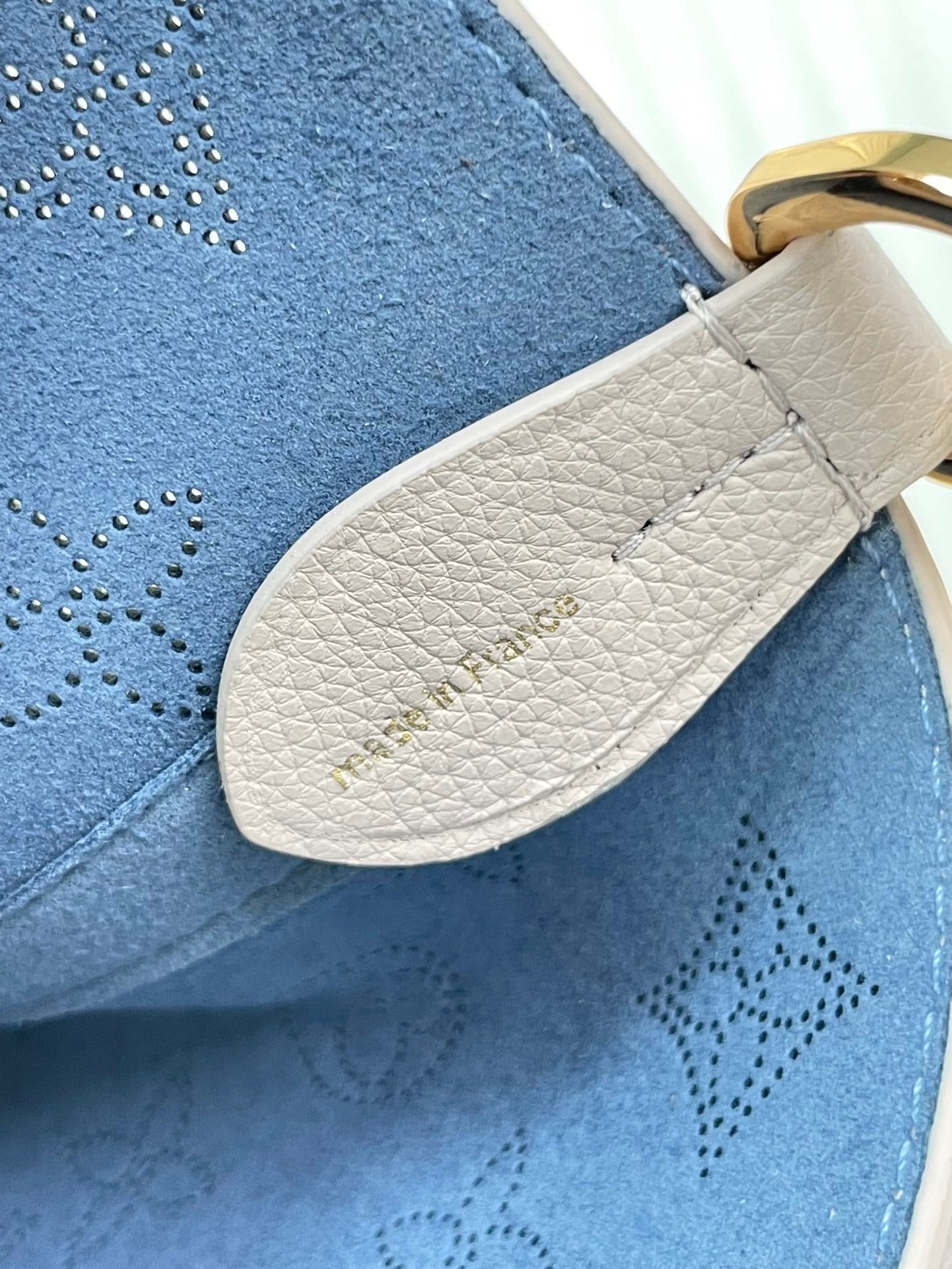 BLOSSOM MM 30 IN BLUME PERFORATED CALFSKIN