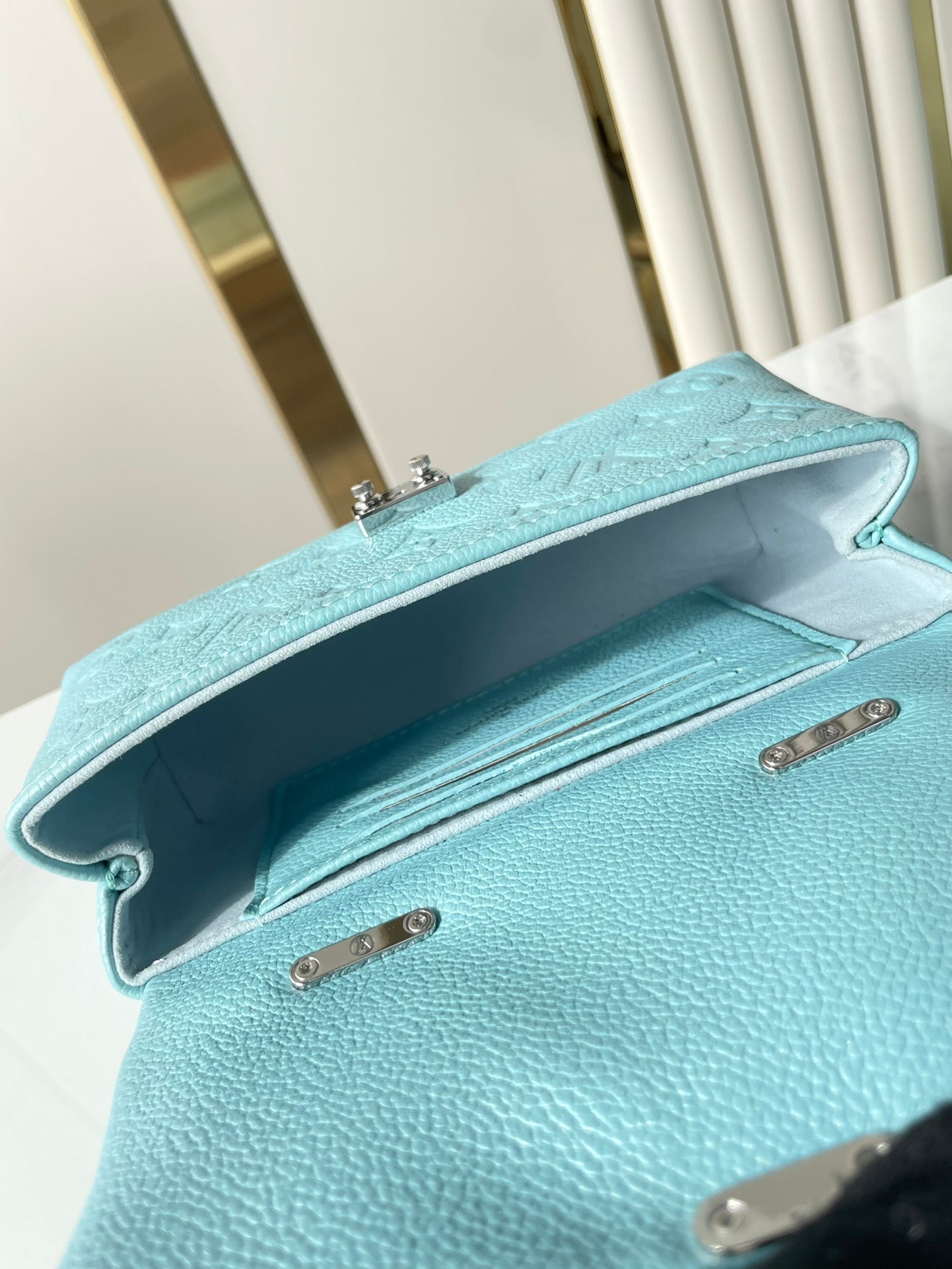 NANO MADELEINE 21 IN SKY BLUE EMBOSSED CALFSKIN SILVER HARDWARE