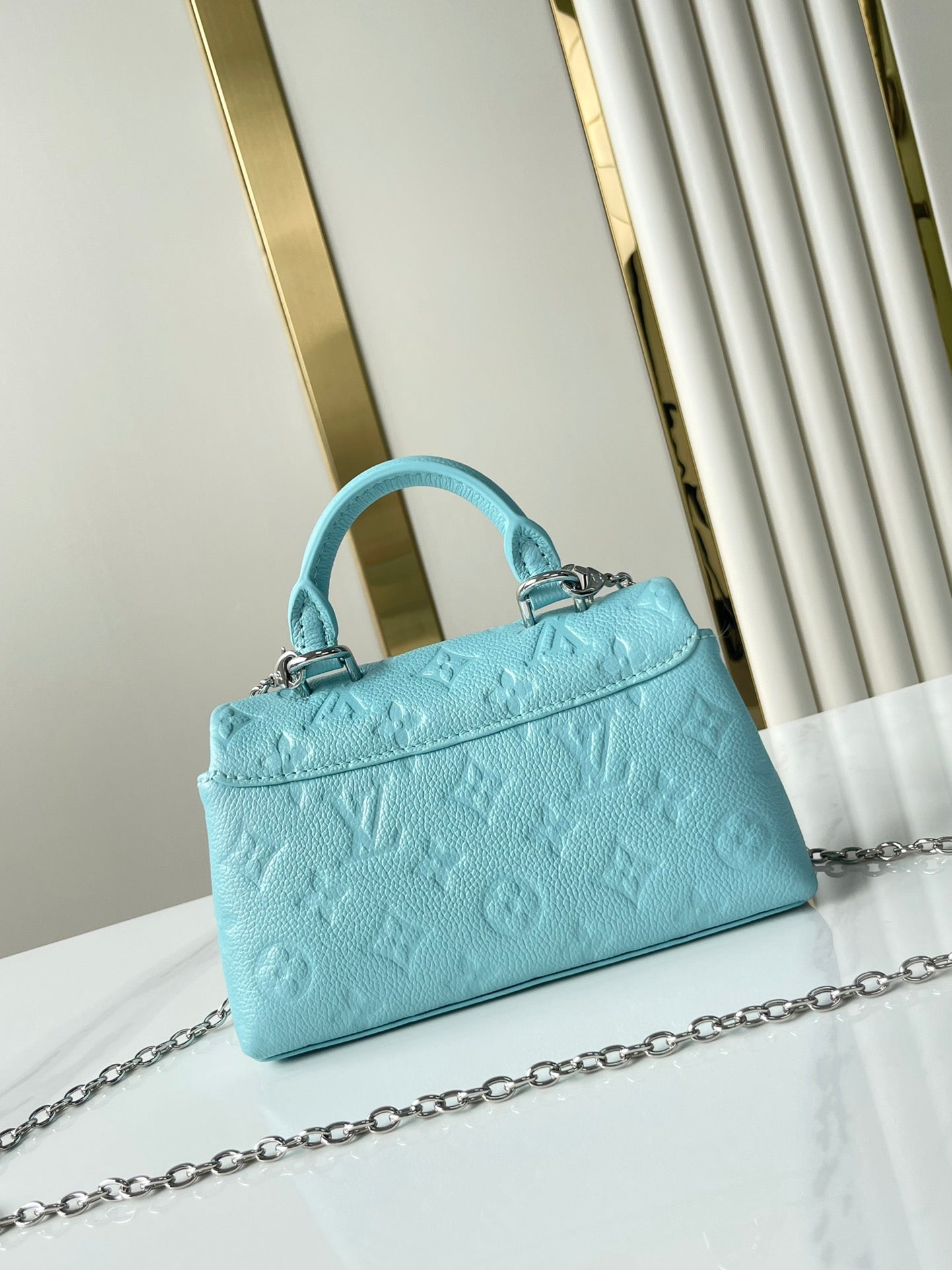 NANO MADELEINE 21 IN SKY BLUE EMBOSSED CALFSKIN SILVER HARDWARE