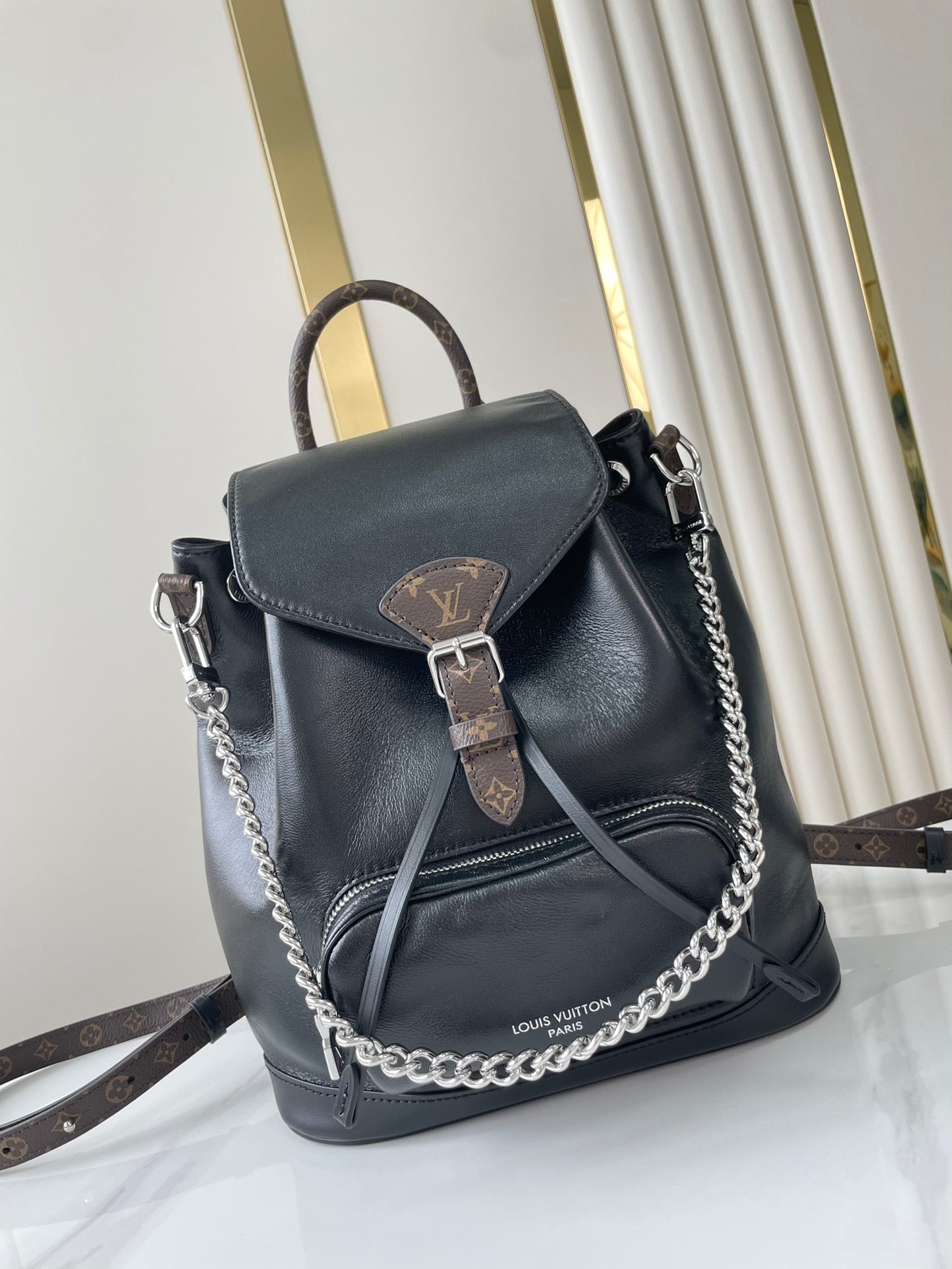 MONTSOURIS VIBE PM BACKPACK 30 IN BLACK LAMBSKIN SILVER CHAIN