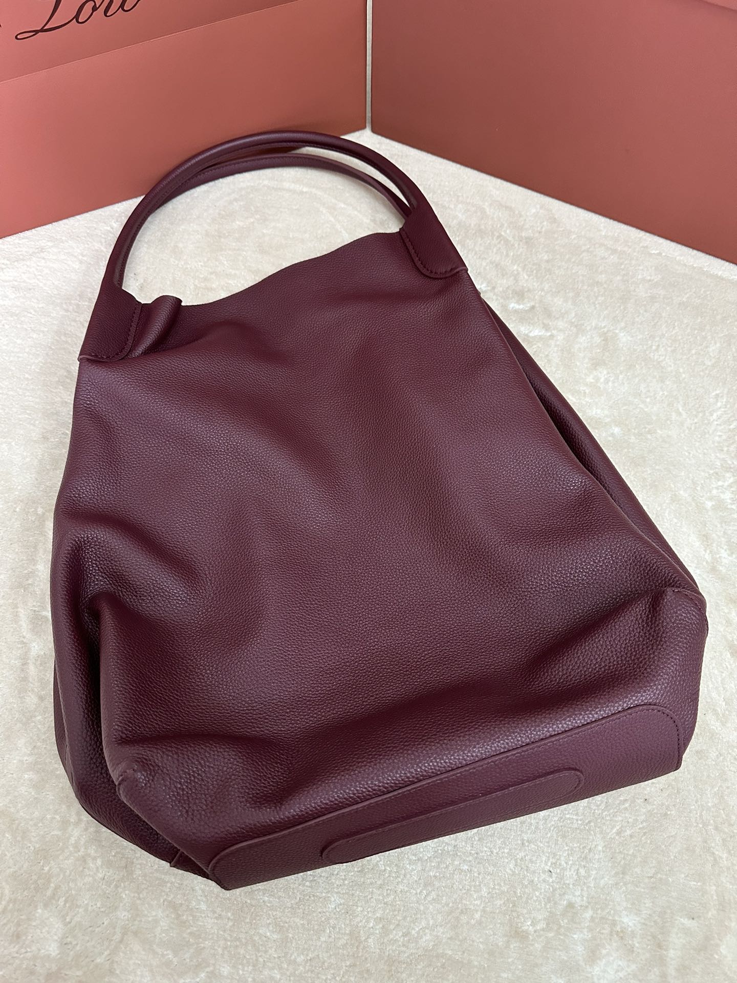 BALE HOBO EXTRA LARGE 40 BAG IN MULBERRY PURPLE CALFSKIN