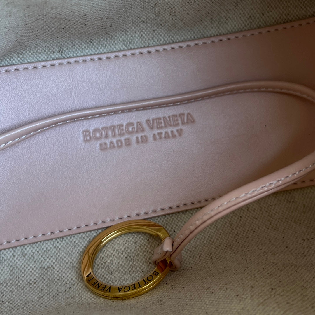 SMALL TOP HANDLE LOOP 19 IN MELON PINK CALFSKIN